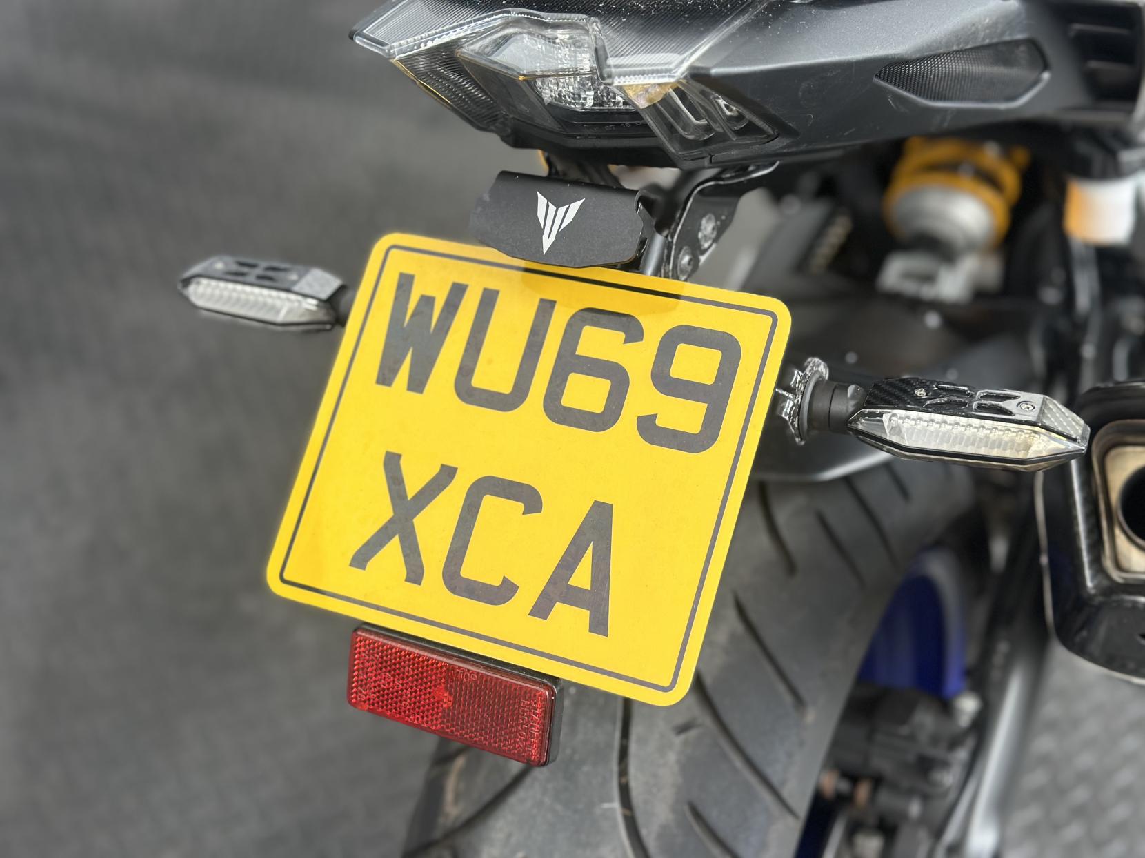 Yamaha MT-09 900 SP Naked Petrol Manual Euro 4 (115 ps)