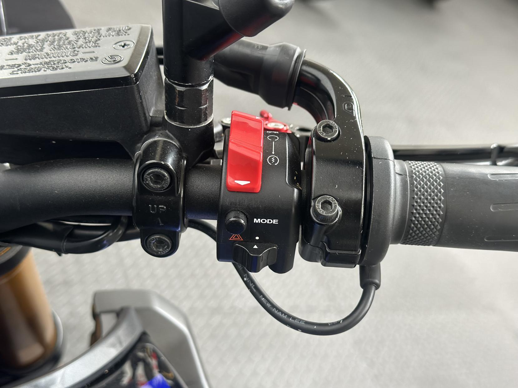 Yamaha MT-09 900 SP Naked Petrol Manual Euro 4 (115 ps)