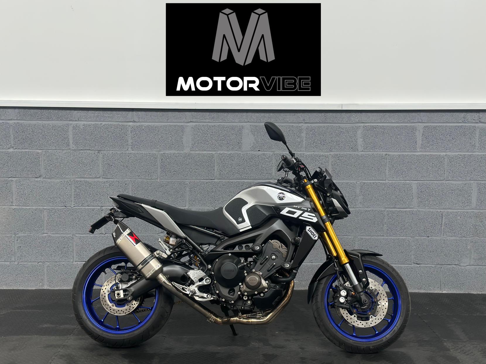 Yamaha MT-09 900 SP Naked Petrol Manual Euro 4 (115 ps)
