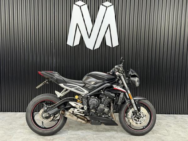 Triumph Street Triple 765 765 RS Naked Petrol Manual X-ring Euro 4 (122 ps)