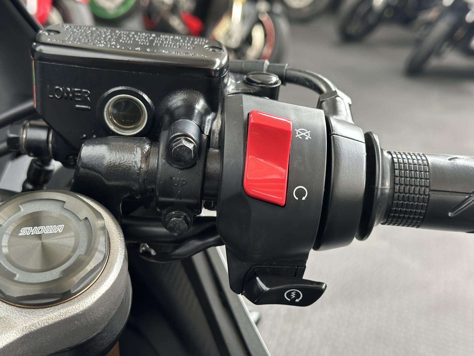 Honda CBR650R 650 Super Sports Petrol Manual Euro 4 (95 ps)