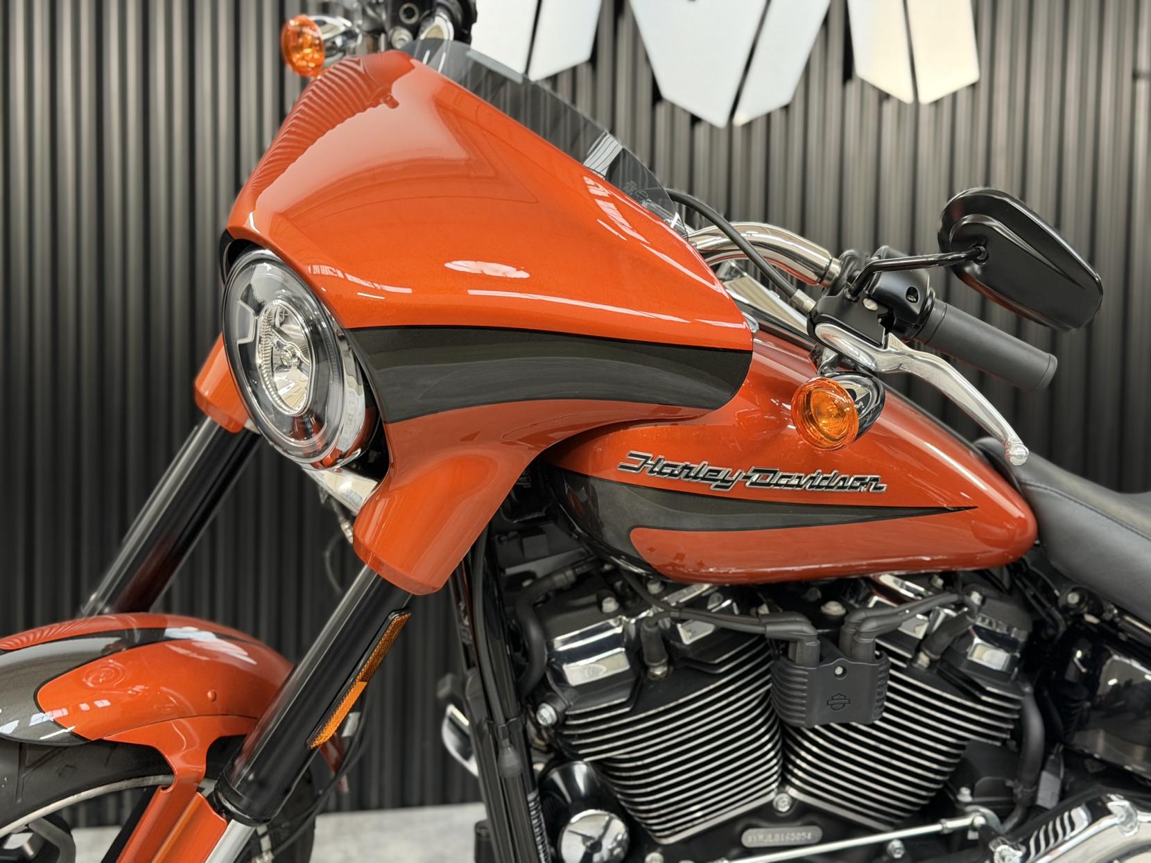 Harley-Davidson Softail 1745 FLSB Sport Glide Custom Cruiser Petrol Manual Euro 4 (84 ps)