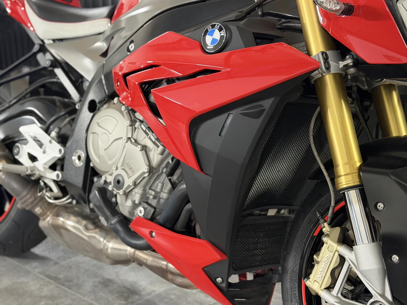BMW S 1000 R 1000 Naked Petrol Manual (160 ps)