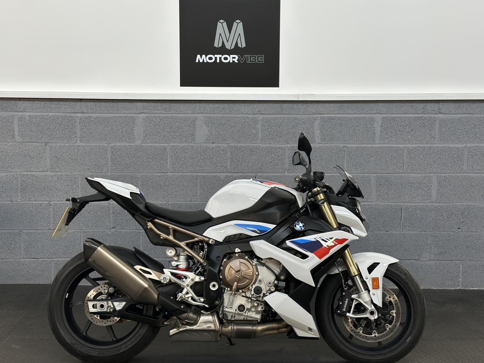 BMW S 1000 R 1000 Sport Naked Petrol Manual Euro 5 (164 ps)
