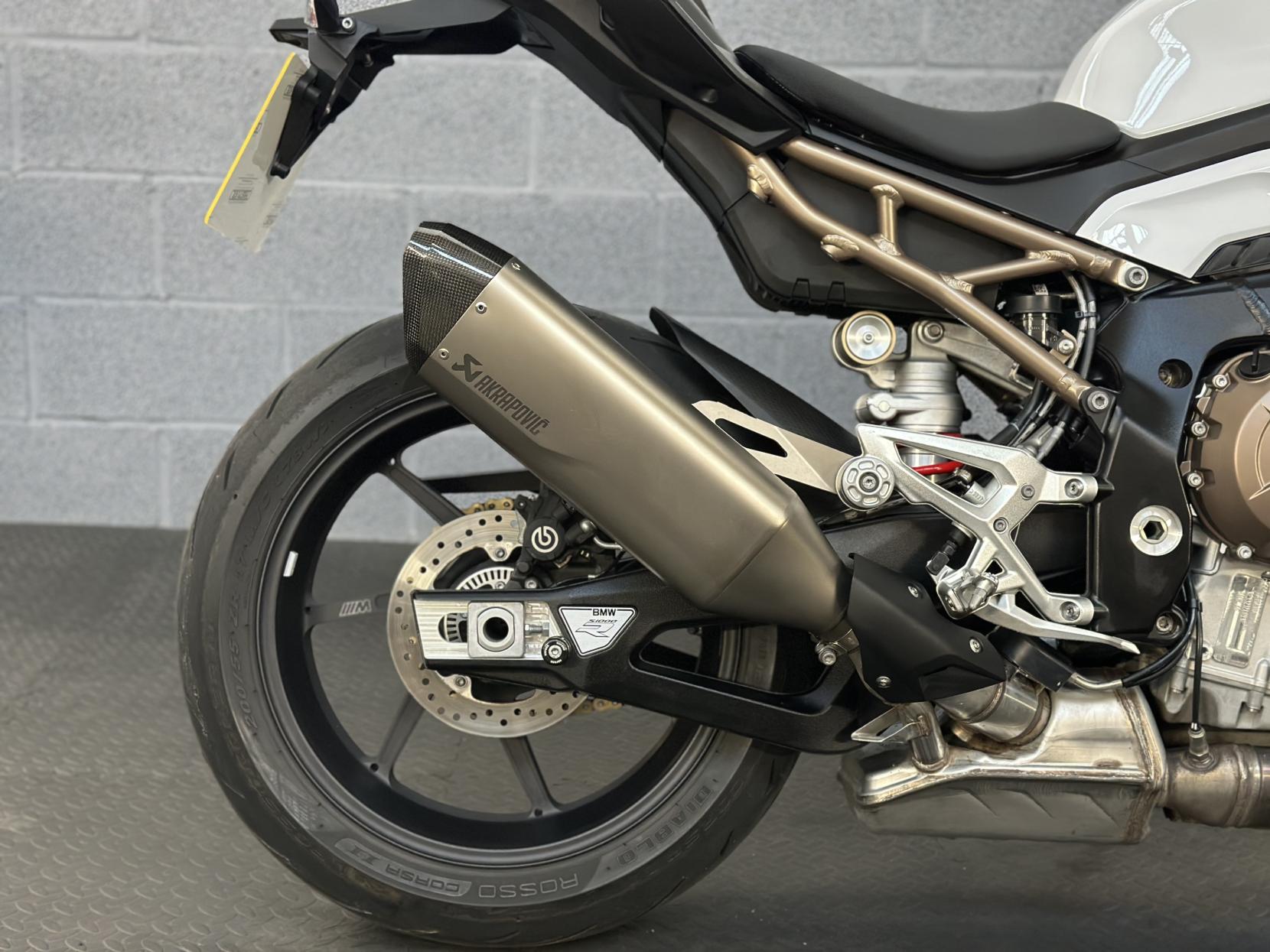BMW S 1000 R 1000 Sport Naked Petrol Manual Euro 5 (164 ps)