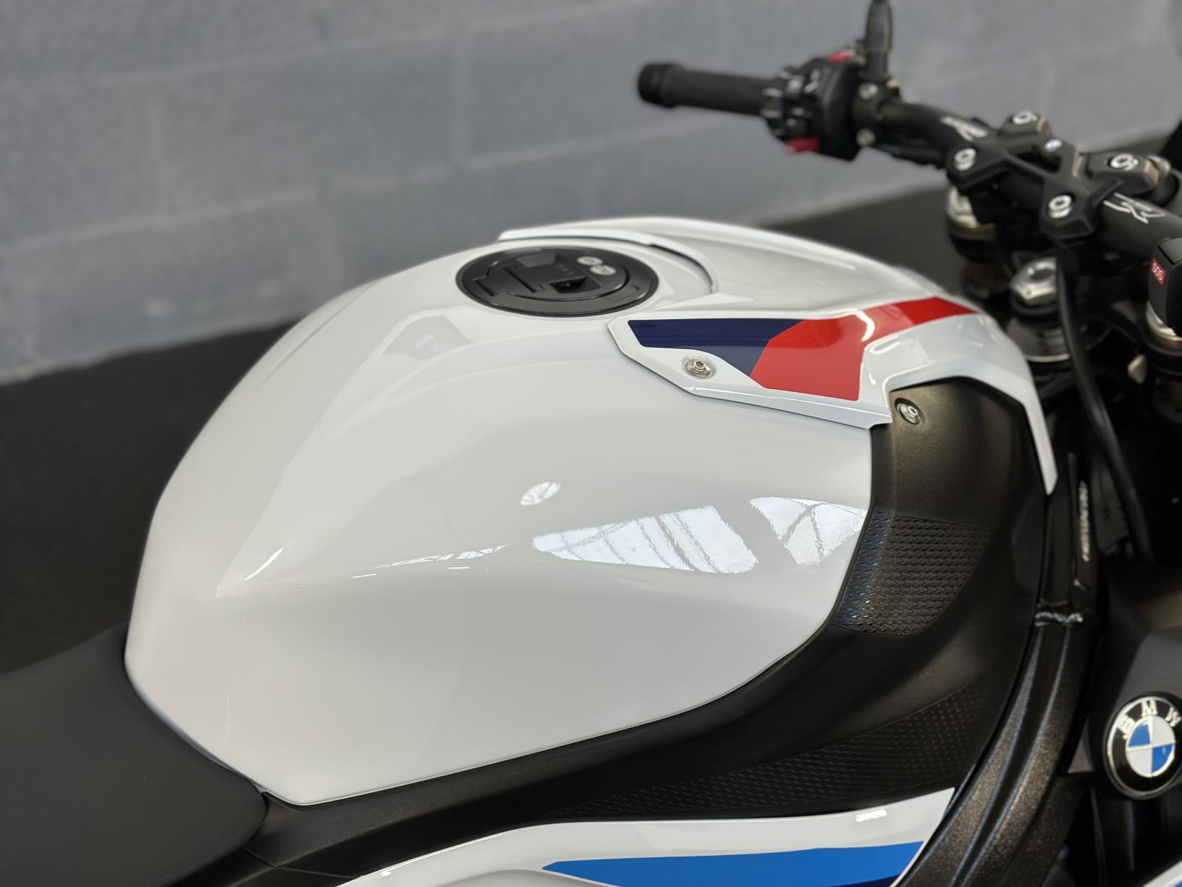 BMW S 1000 R 1000 Sport Naked Petrol Manual Euro 5 (164 ps)