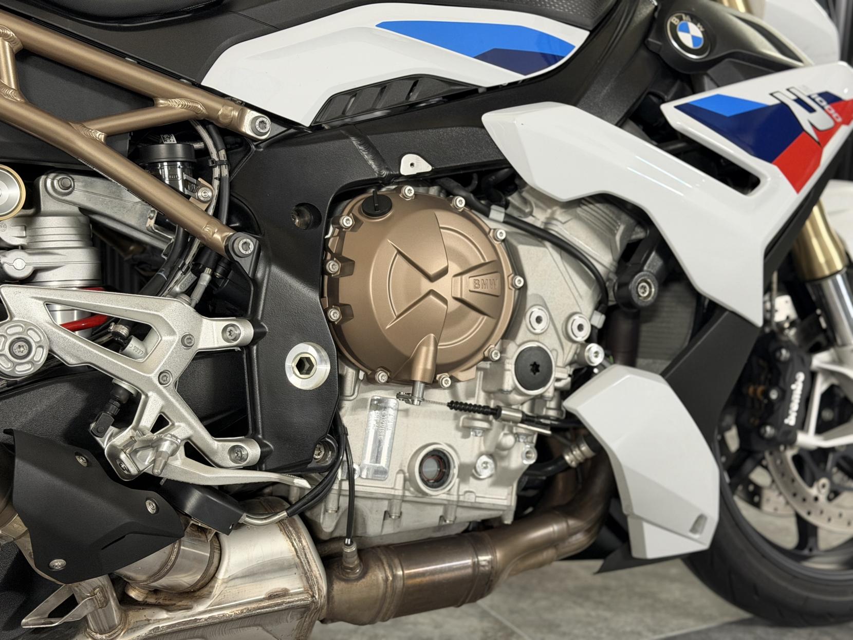 BMW S 1000 R 1000 Sport Naked Petrol Manual Euro 5 (164 ps)