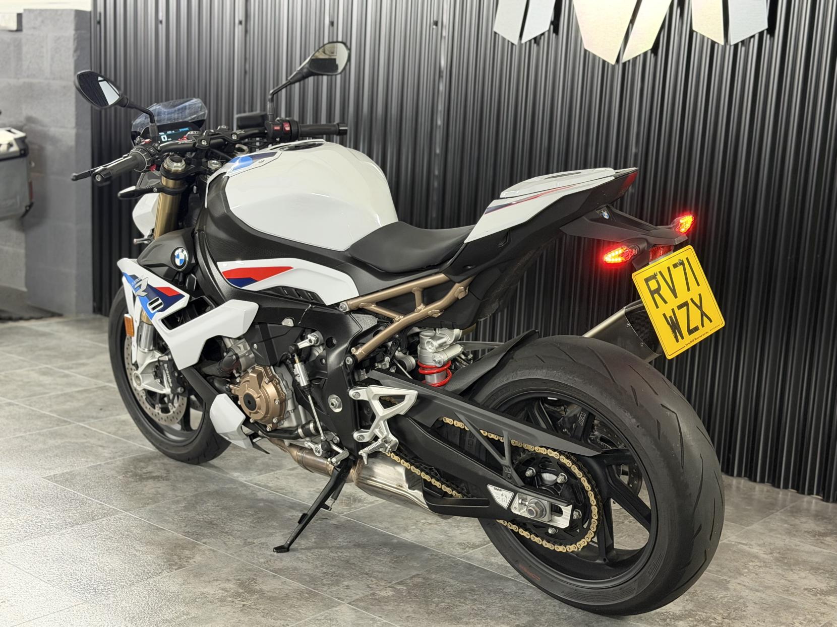 BMW S 1000 R 1000 Sport Naked Petrol Manual Euro 5 (164 ps)