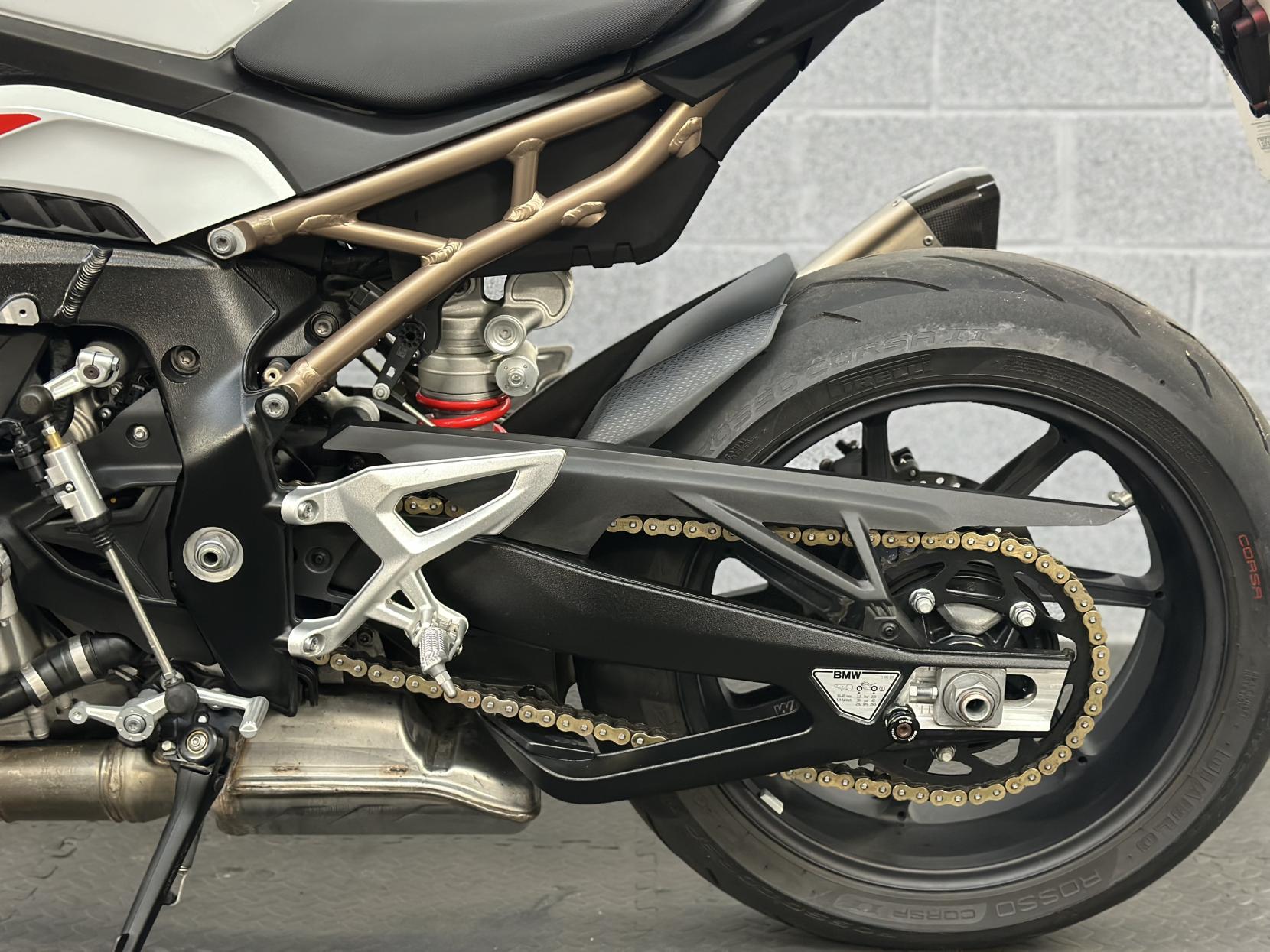 BMW S 1000 R 1000 Sport Naked Petrol Manual Euro 5 (164 ps)