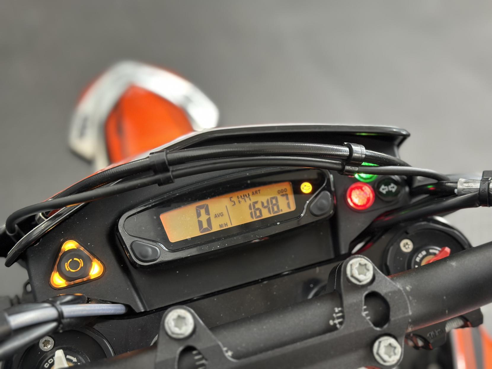 KTM 690 SMC R 690 Super Moto Petrol Manual X-Ring Euro 4 (75 ps)