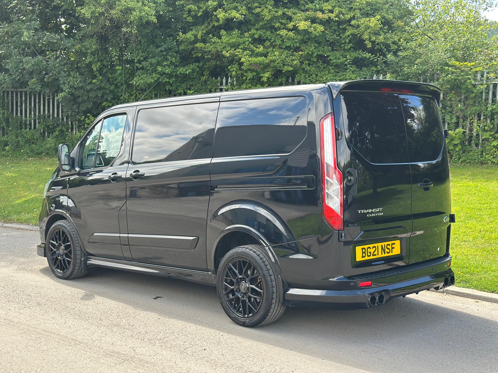 Ford Transit Custom 2.0 280 EcoBlue Limited Panel Van 5dr Diesel Manual L1 H1 Euro 6 (s/s) (130 ps)