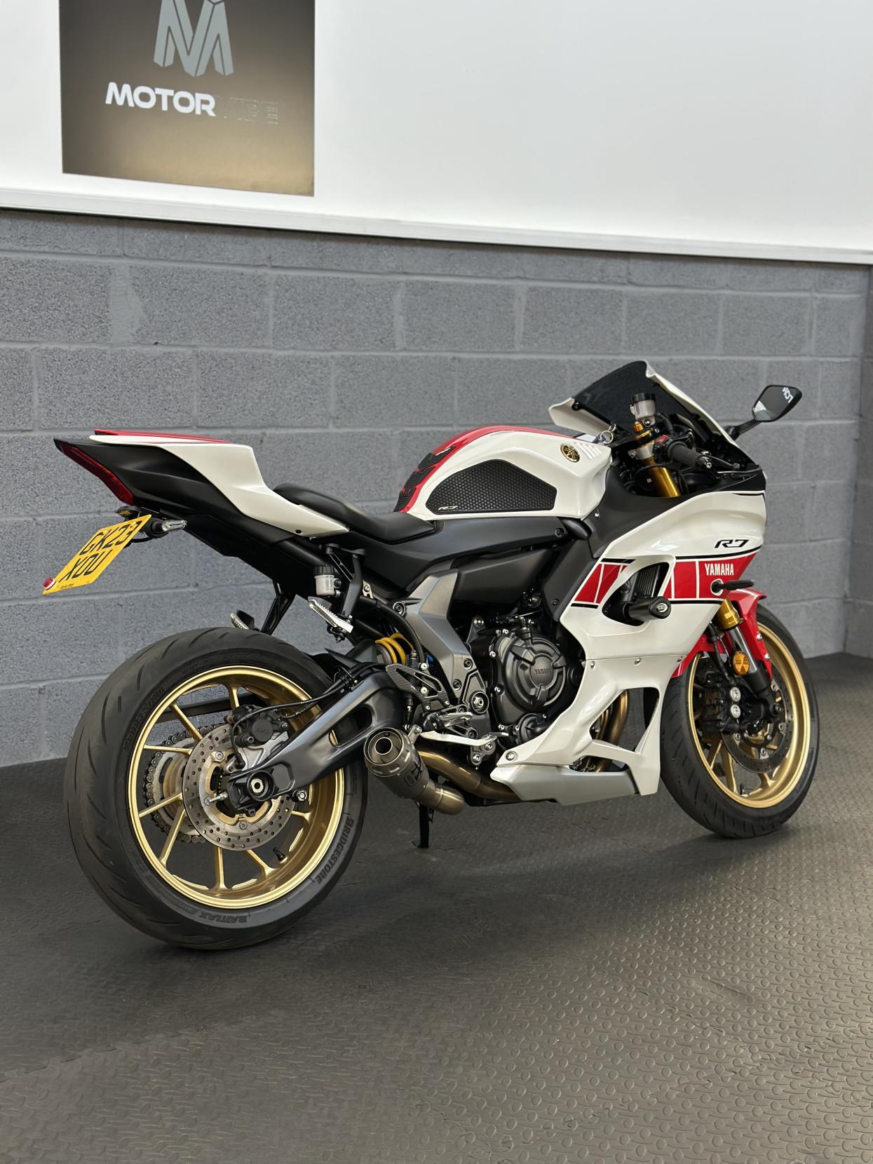Yamaha R7 700 Super Sports Petrol Manual Euro 5 (73 ps)