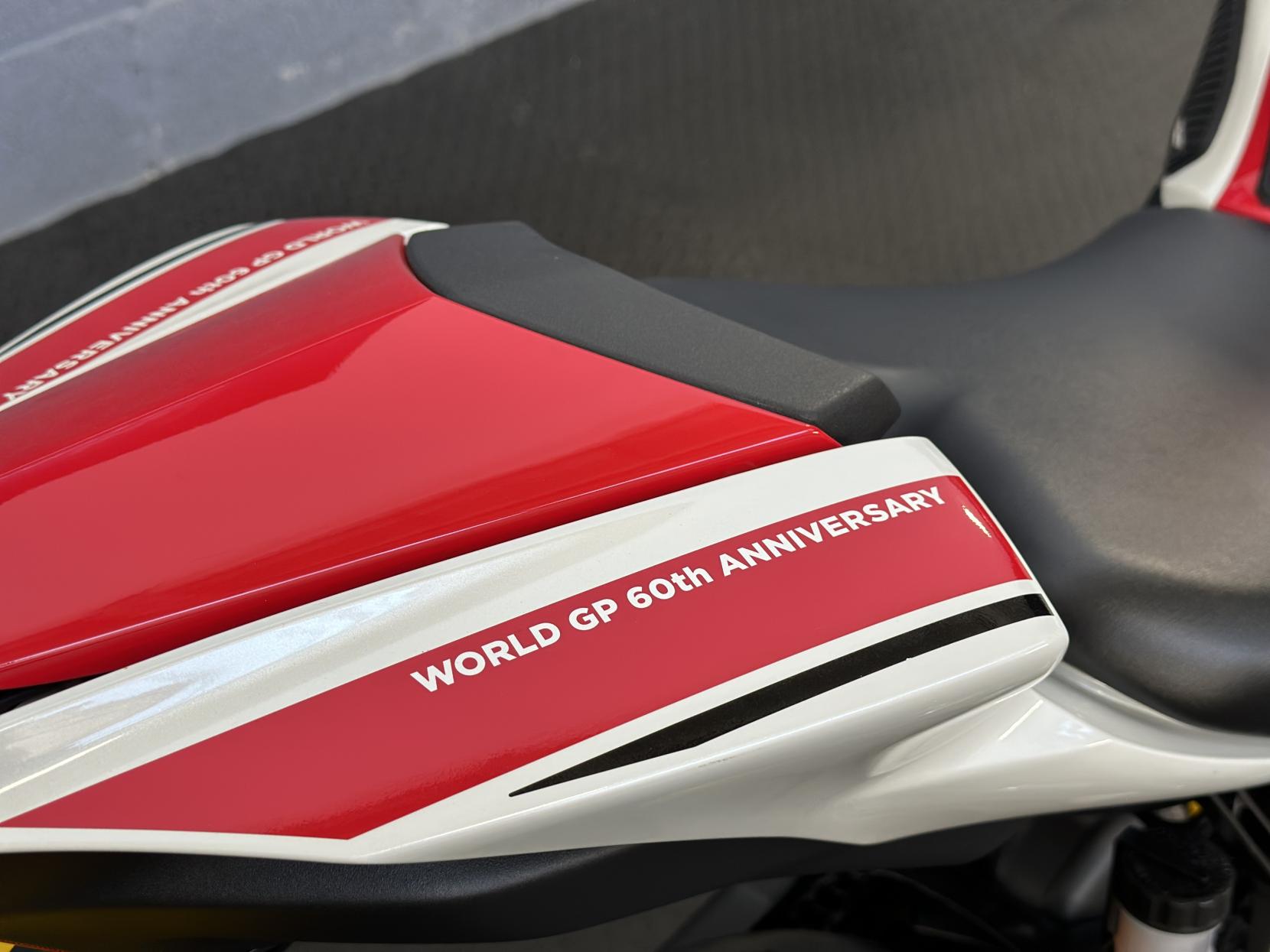 Yamaha R7 700 Super Sports Petrol Manual Euro 5 (73 ps)