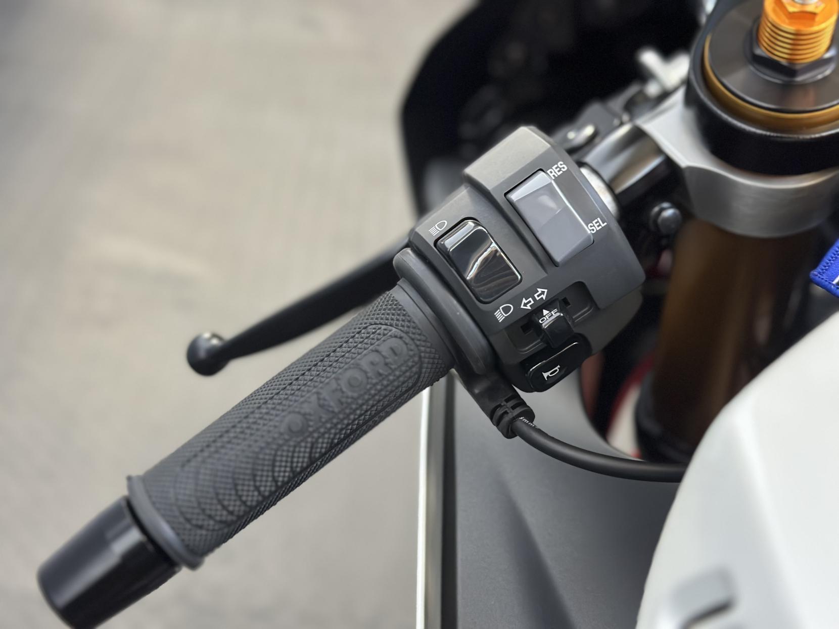 Yamaha R7 700 Super Sports Petrol Manual Euro 5 (73 ps)