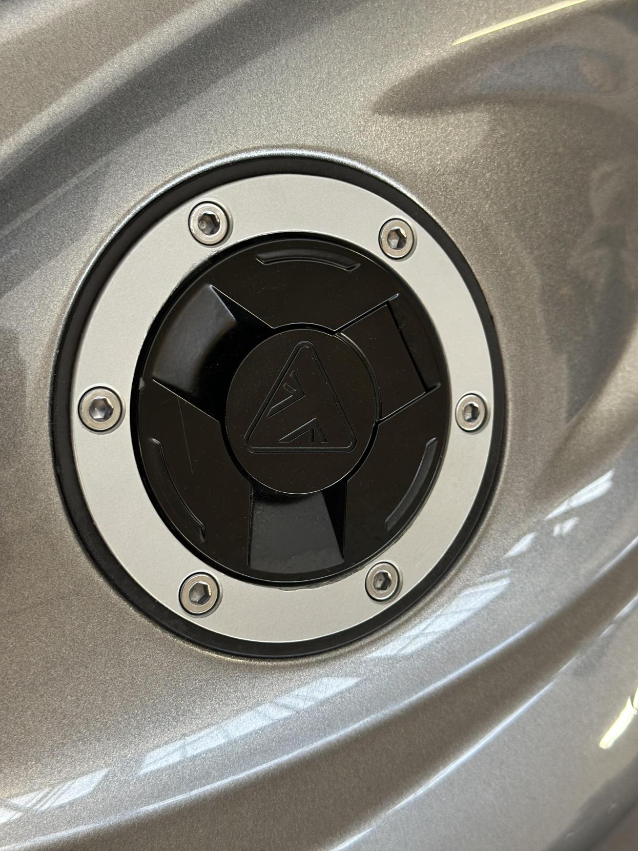 Triumph Street Triple 765 765 RS Naked Petrol Manual X-ring Euro 5 (124 ps)