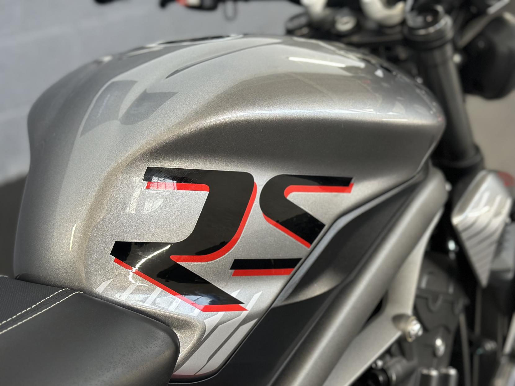 Triumph Street Triple 765 765 RS Naked Petrol Manual X-ring Euro 5 (124 ps)
