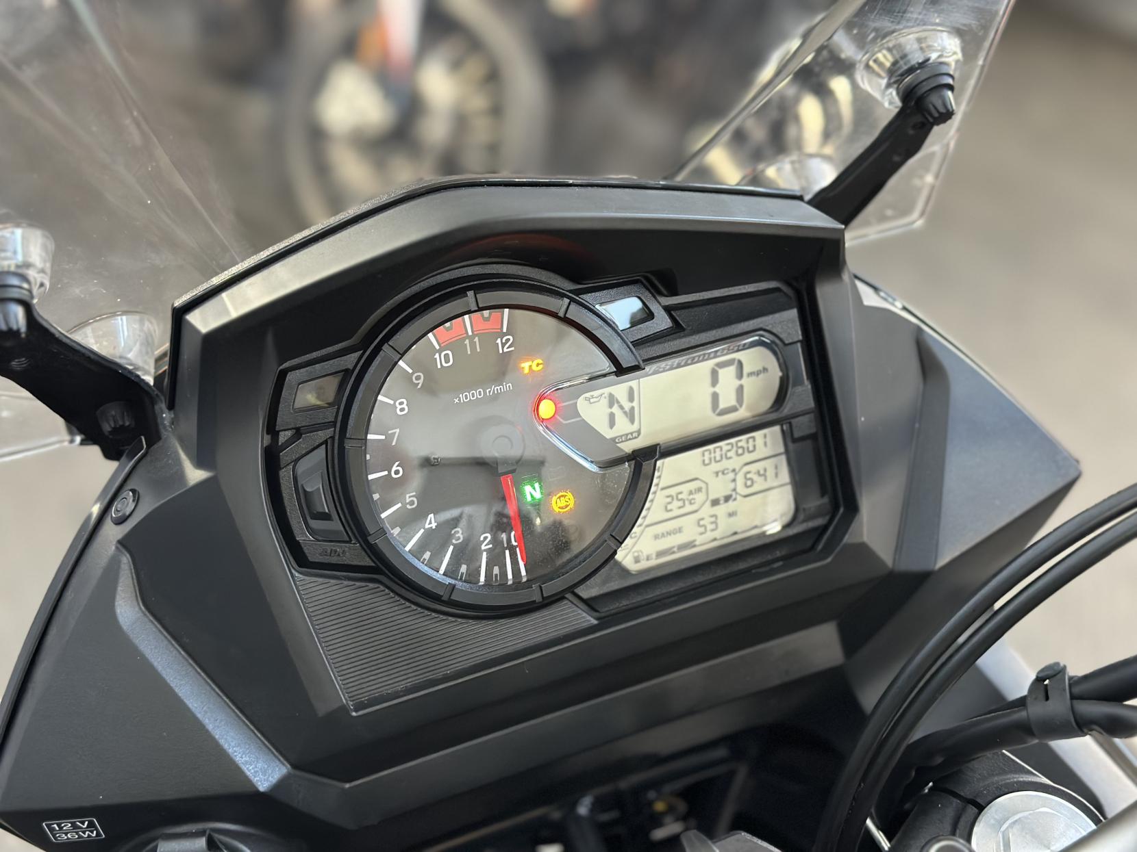 Suzuki V-Strom 650 650 Adventure Petrol Manual Euro 5 (71 ps)