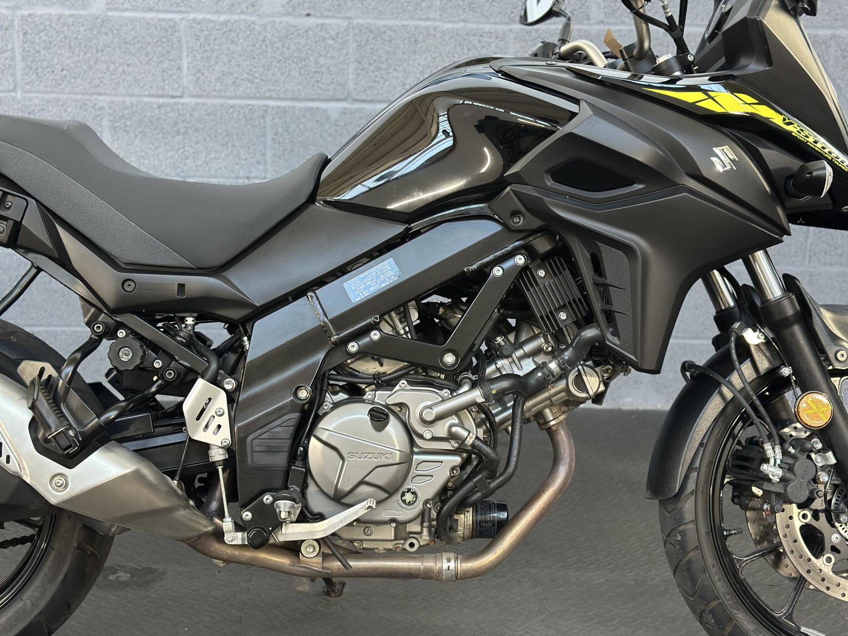 Suzuki V-Strom 650 650 Adventure Petrol Manual Euro 5 (71 ps)