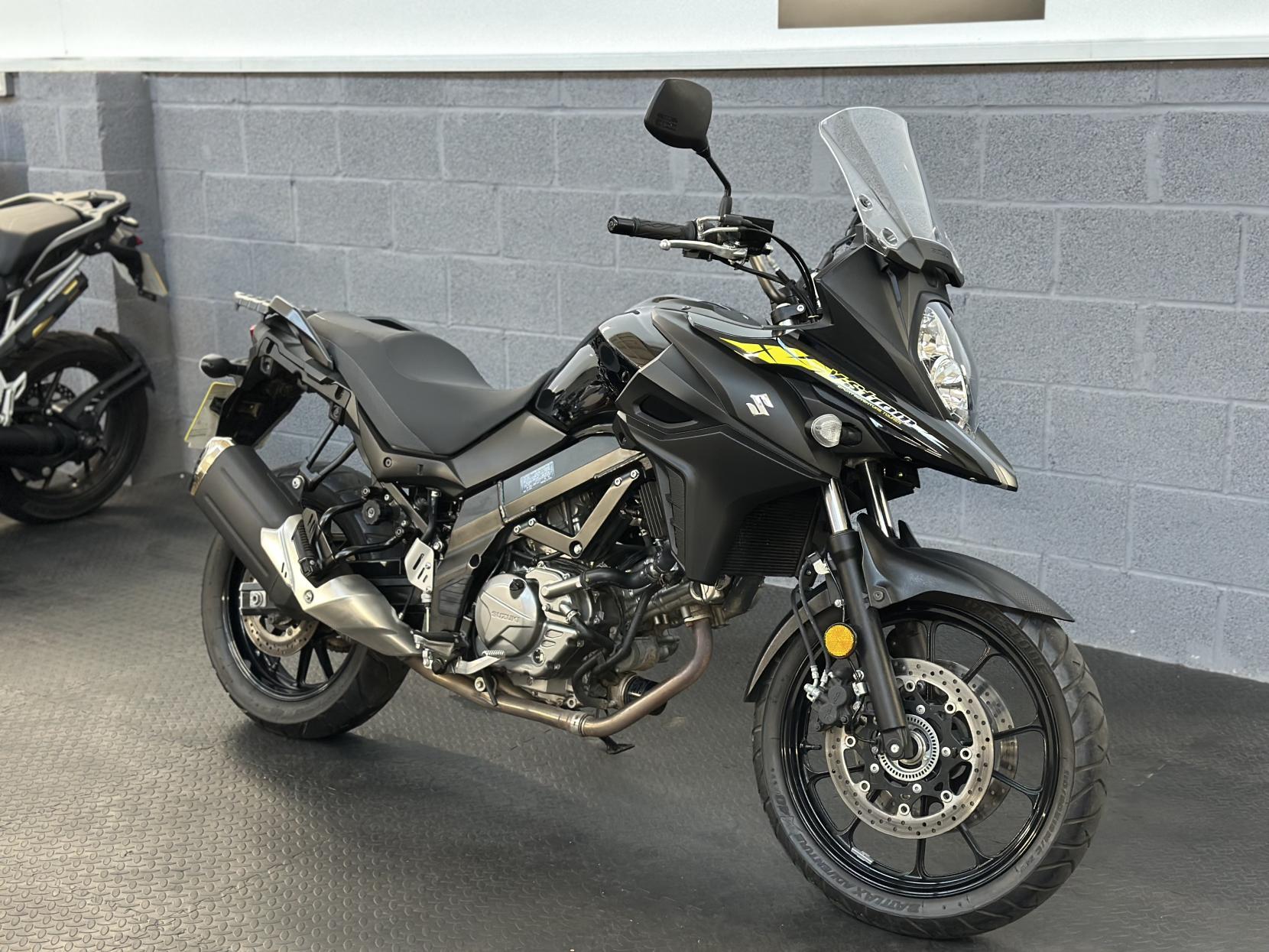 Suzuki V-Strom 650 650 Adventure Petrol Manual Euro 5 (71 ps)