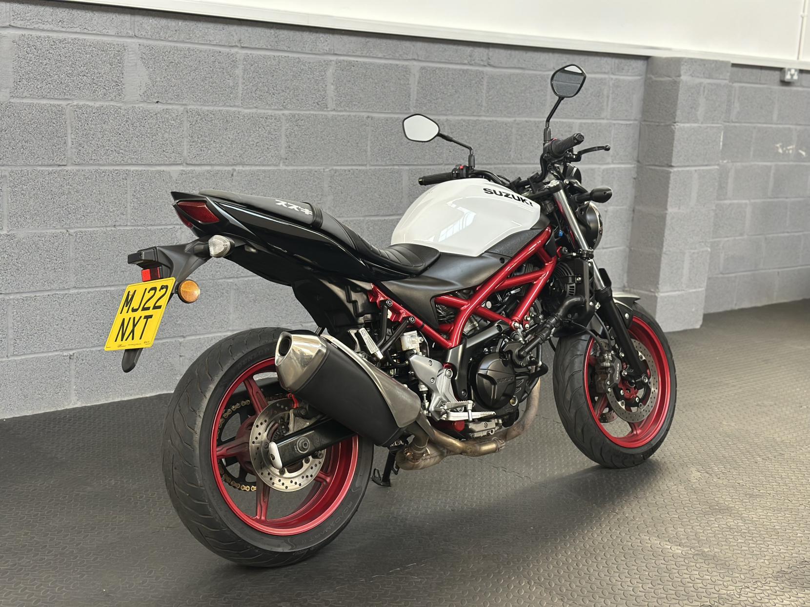 Suzuki SV650 650 Naked Petrol Manual Euro 5 (73 ps)