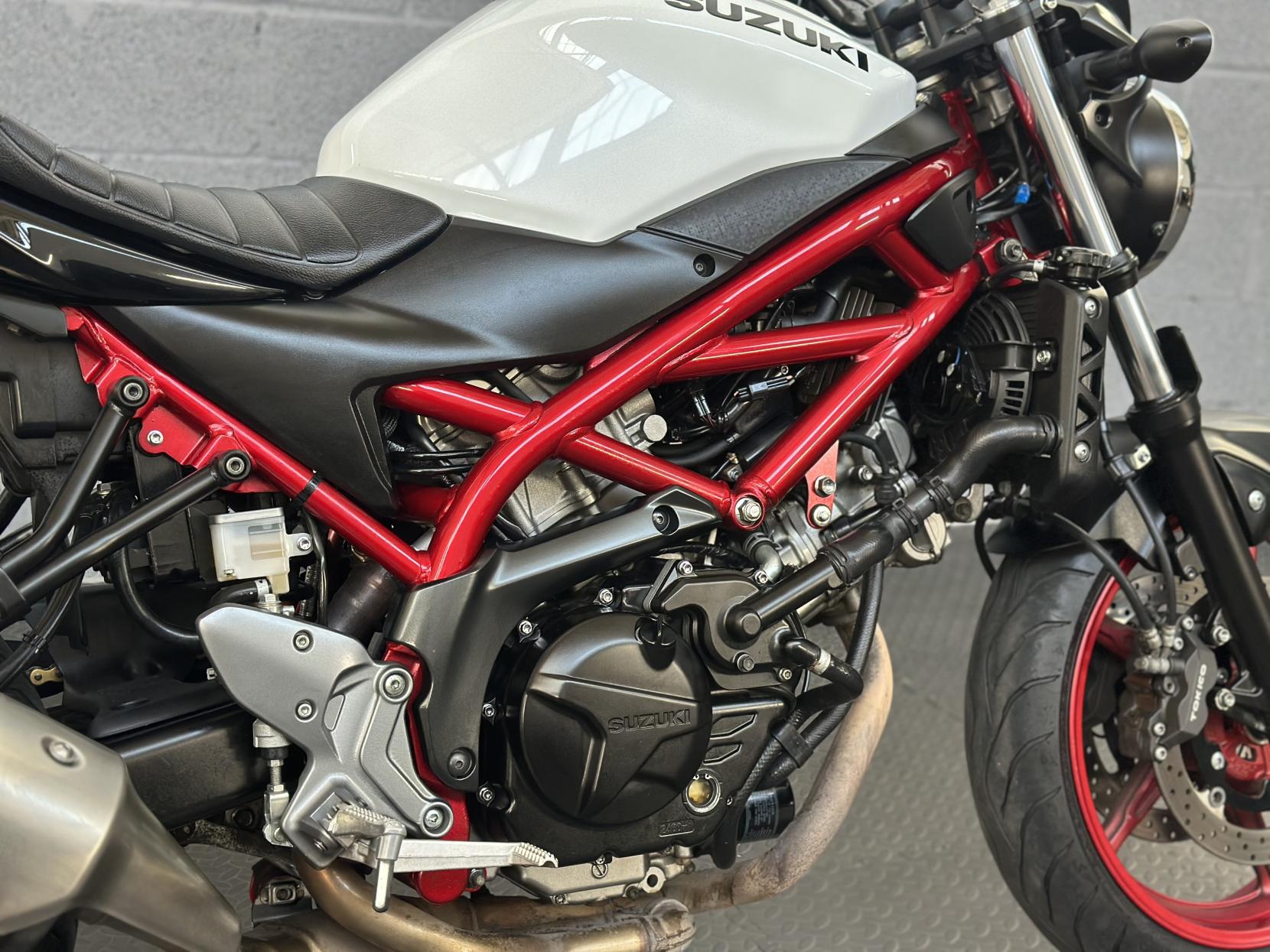 Suzuki SV650 650 Naked Petrol Manual Euro 5 (73 ps)