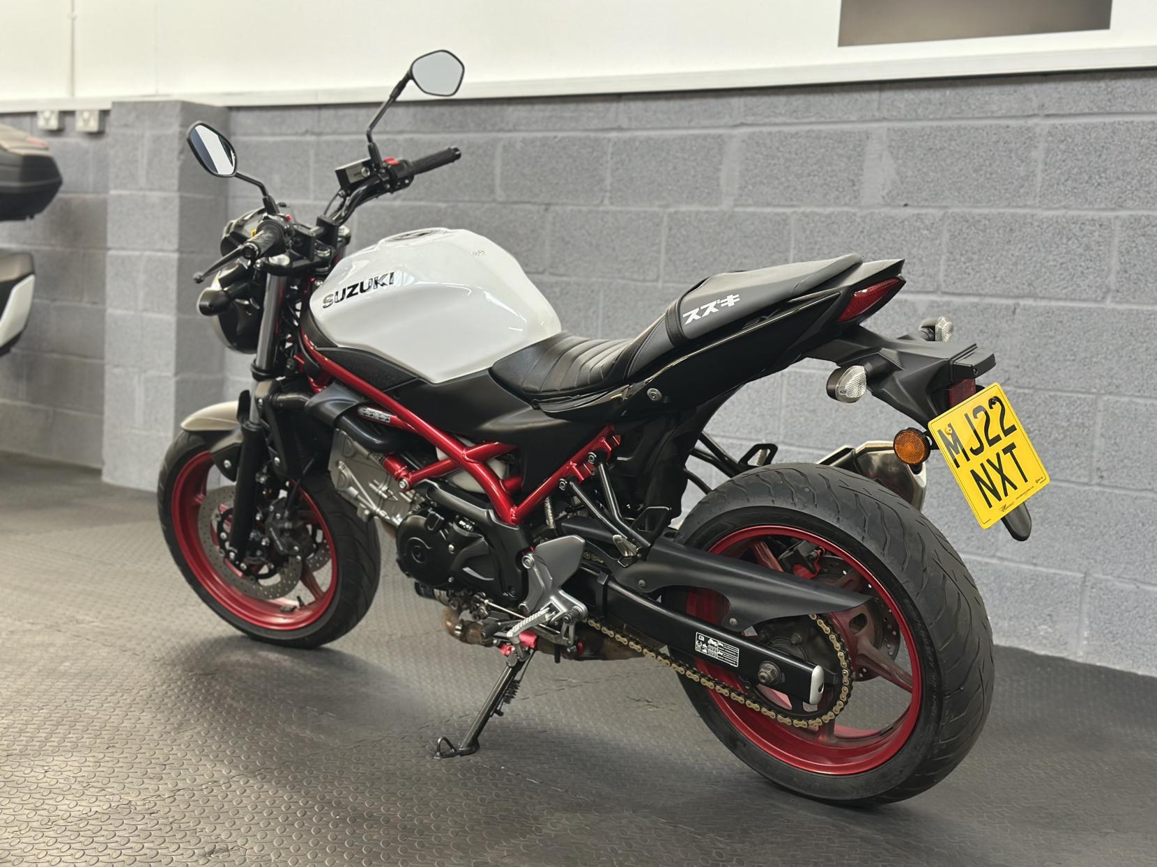 Suzuki SV650 650 Naked Petrol Manual Euro 5 (73 ps)
