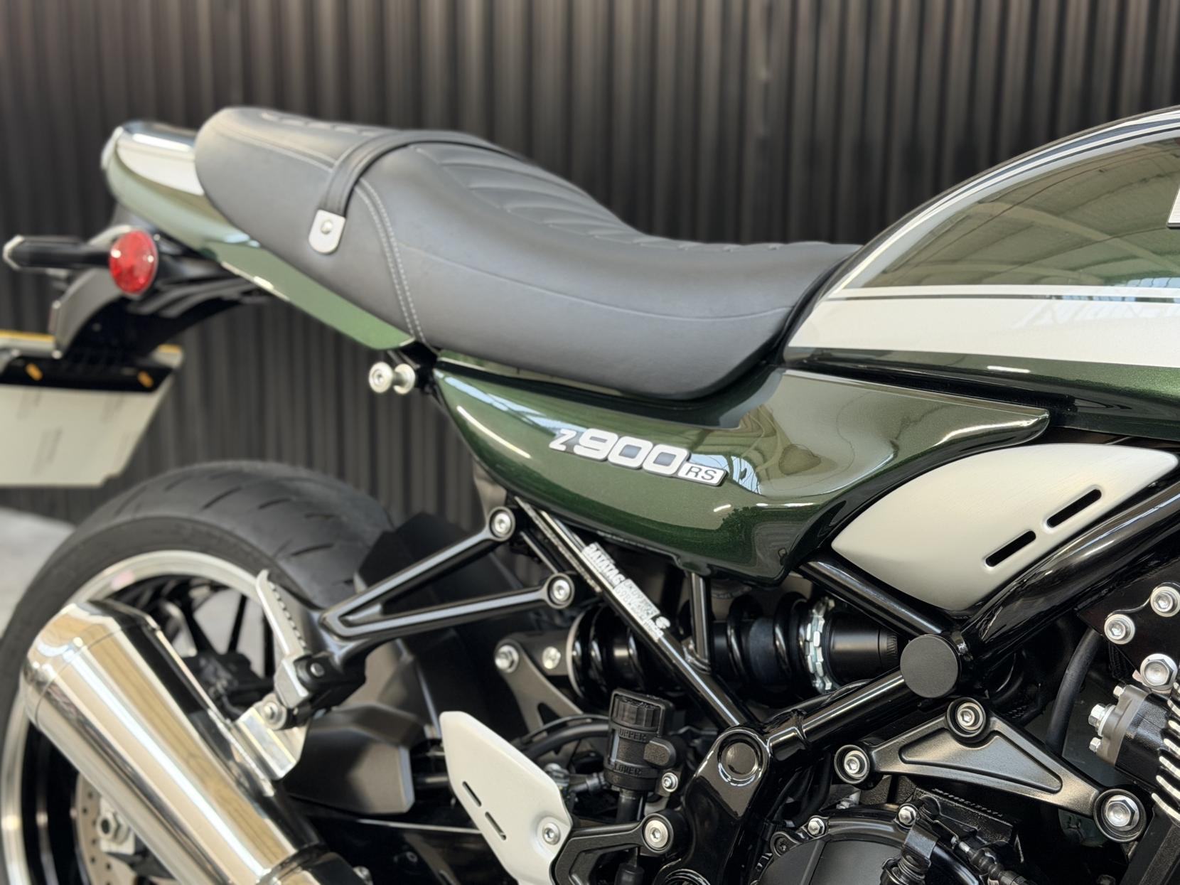 Kawasaki Z900 RS 900 Modern Classic Petrol Manual Euro 5 (111 ps)