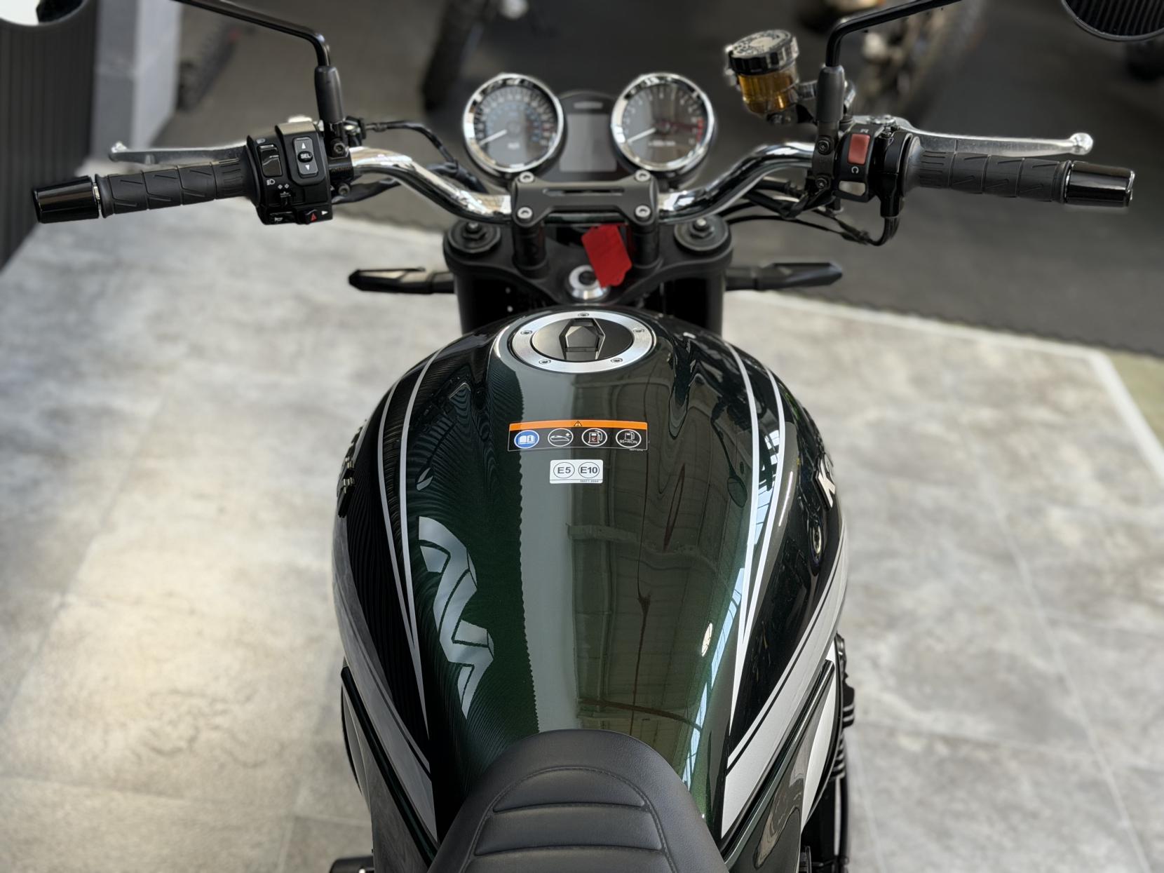 Kawasaki Z900 RS 900 Modern Classic Petrol Manual Euro 5 (111 ps)