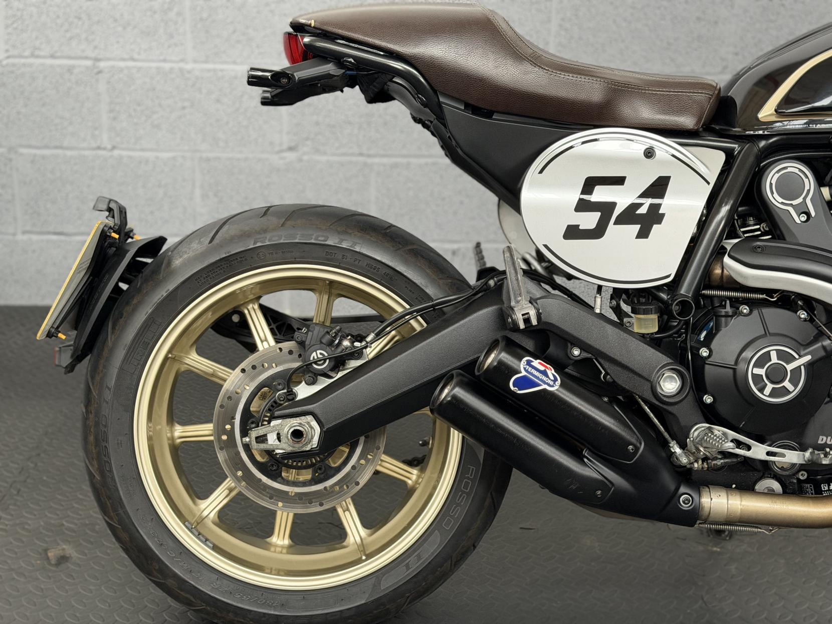 Ducati Scrambler 800 803 Cafe Racer Roadster/Retro Petrol Manual Euro 4 (73 ps)