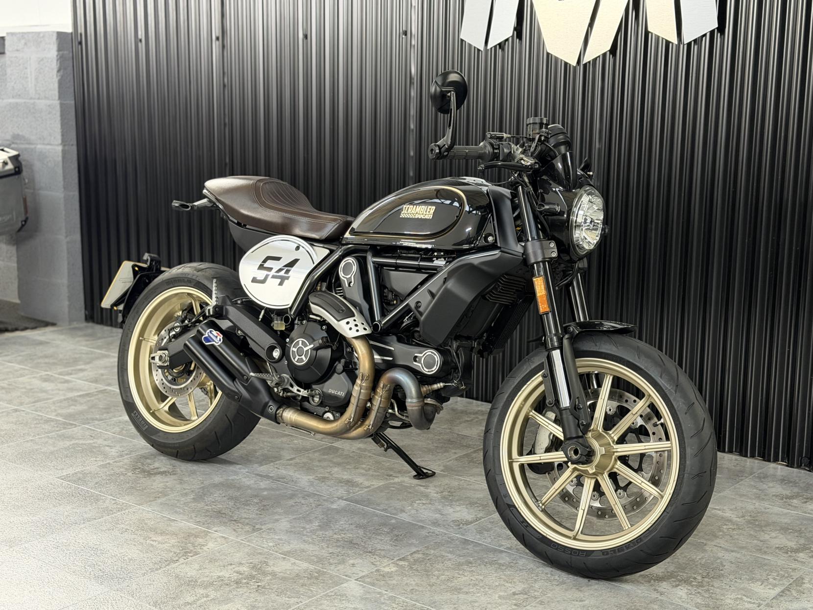 Ducati Scrambler 800 803 Cafe Racer Roadster/Retro Petrol Manual Euro 4 (73 ps)