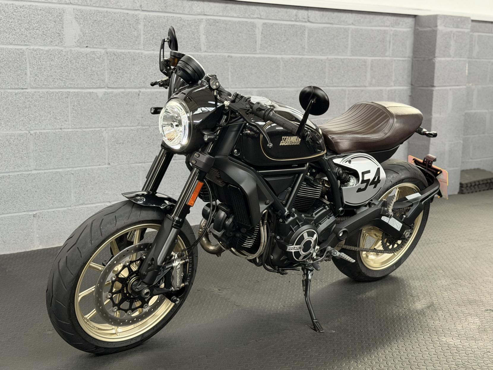 Ducati Scrambler 800 803 Cafe Racer Roadster/Retro Petrol Manual Euro 4 (73 ps)