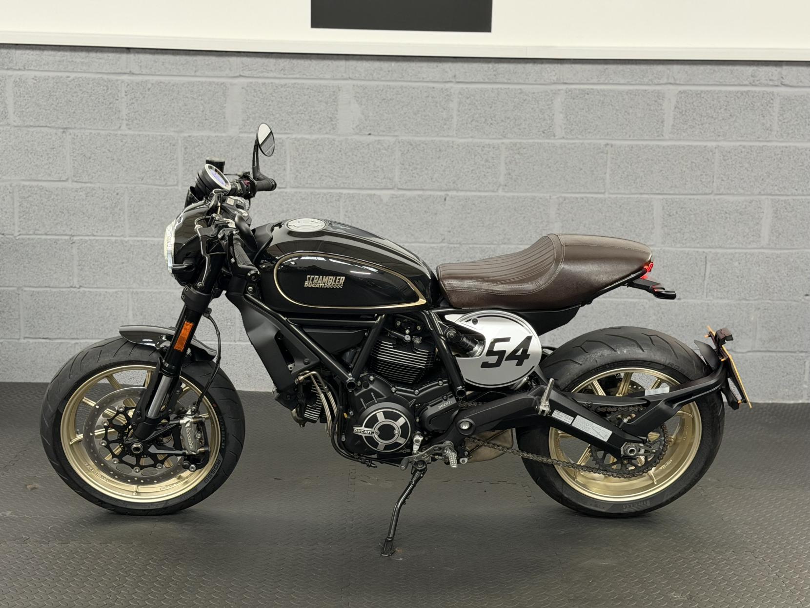 Ducati Scrambler 800 803 Cafe Racer Roadster/Retro Petrol Manual Euro 4 (73 ps)