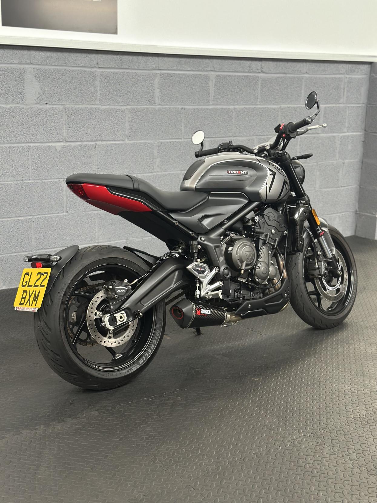 Triumph Trident 660 660 Roadster/Retro Petrol Manual X-ring Euro 5 (82 ps)