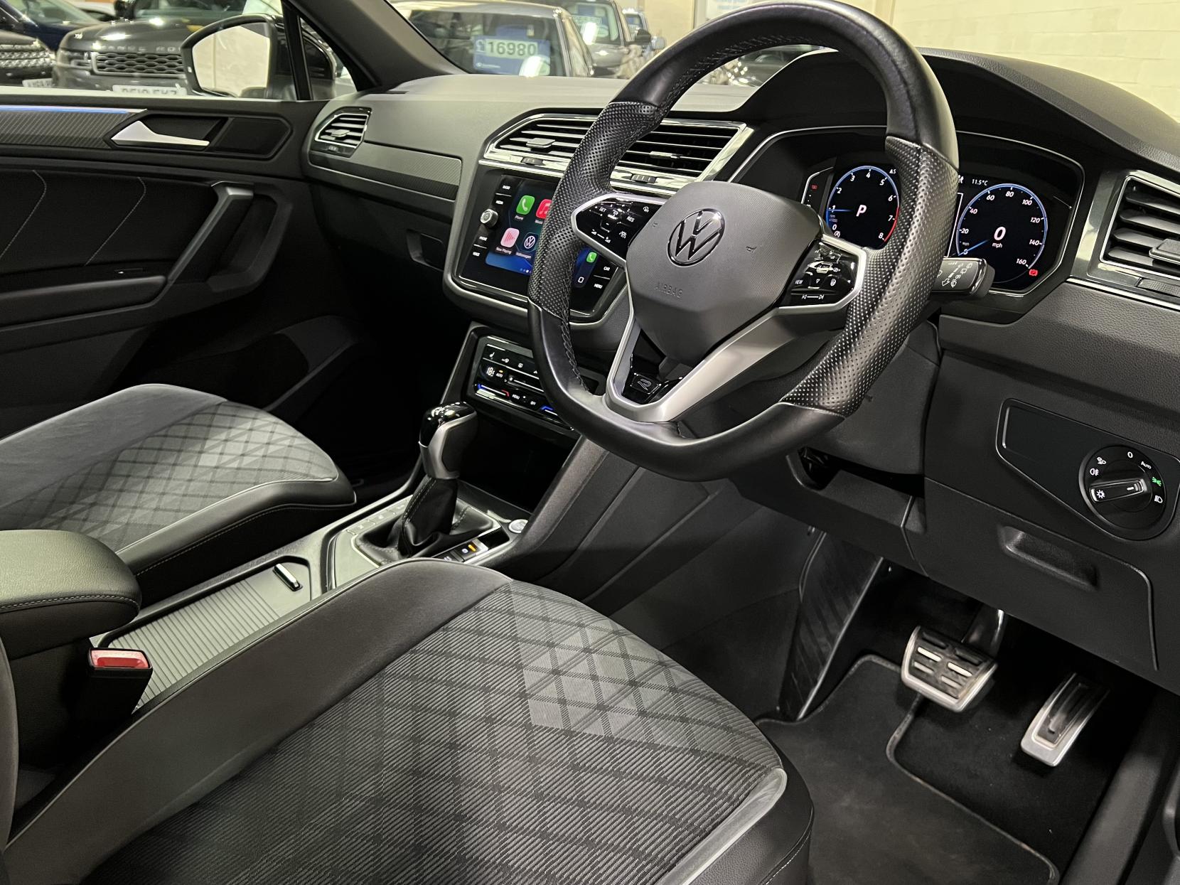 Volkswagen Tiguan 1.5 TSI R-Line SUV 5dr Petrol DSG Euro 6 (s/s) (150 ps)