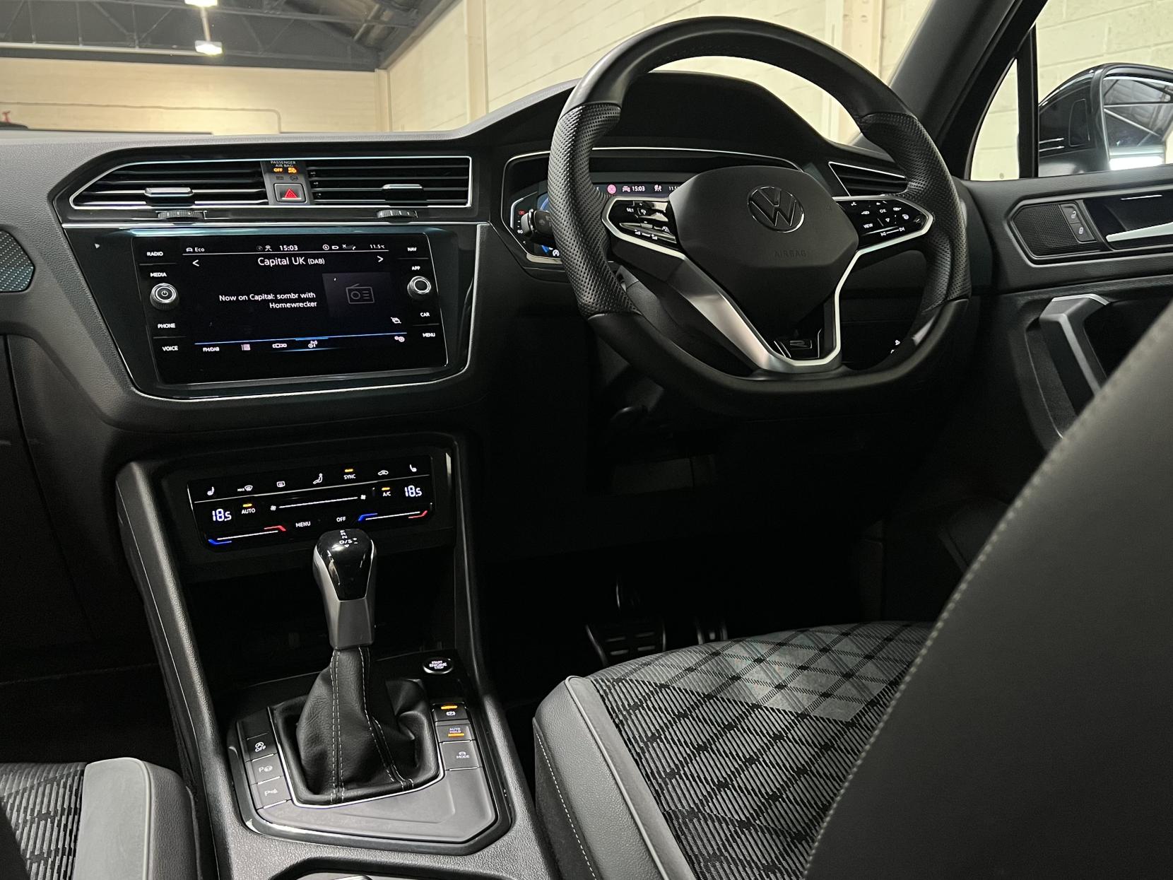 Volkswagen Tiguan 1.5 TSI R-Line SUV 5dr Petrol DSG Euro 6 (s/s) (150 ps)