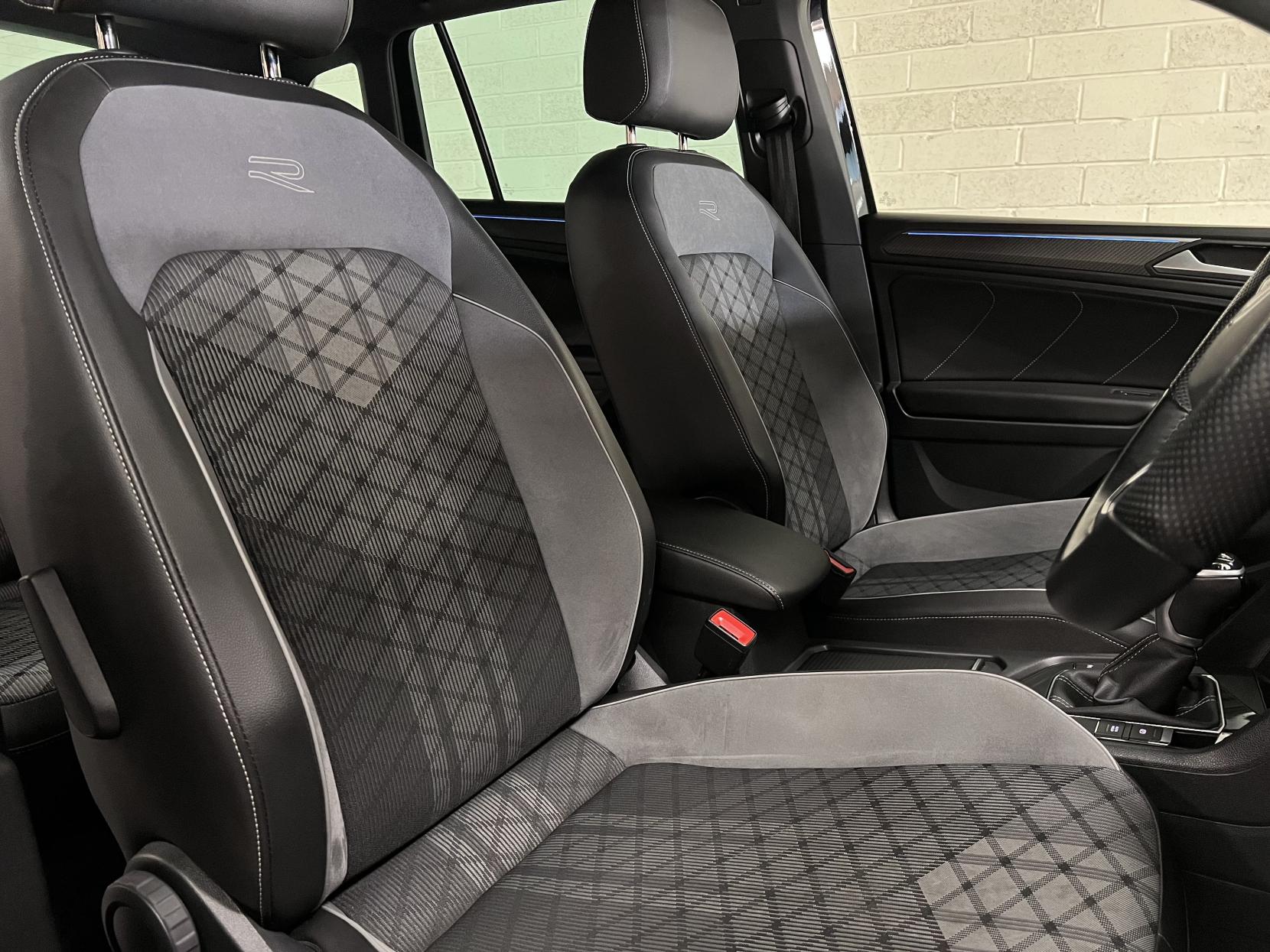 Volkswagen Tiguan 1.5 TSI R-Line SUV 5dr Petrol DSG Euro 6 (s/s) (150 ps)