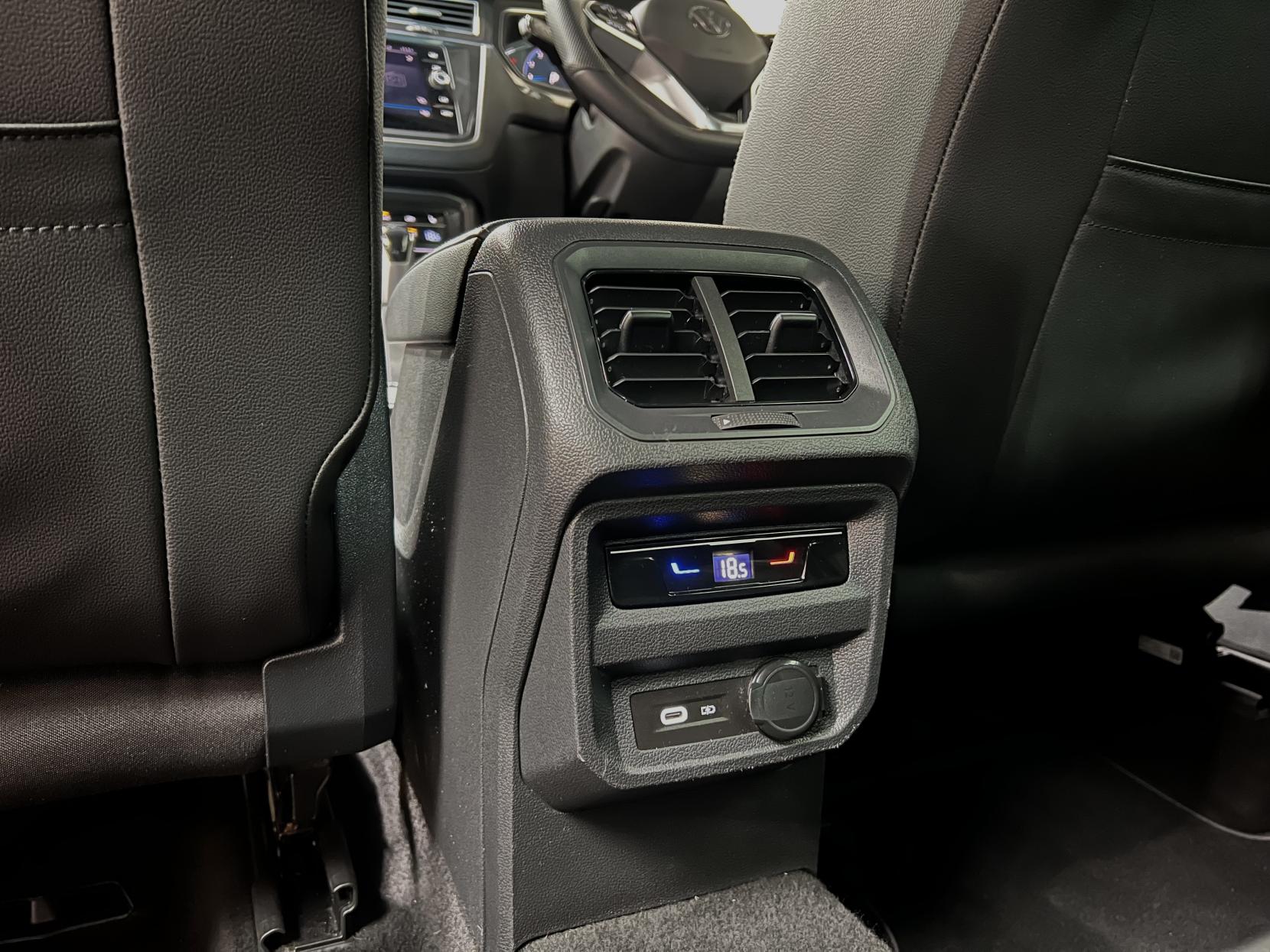 Volkswagen Tiguan 1.5 TSI R-Line SUV 5dr Petrol DSG Euro 6 (s/s) (150 ps)