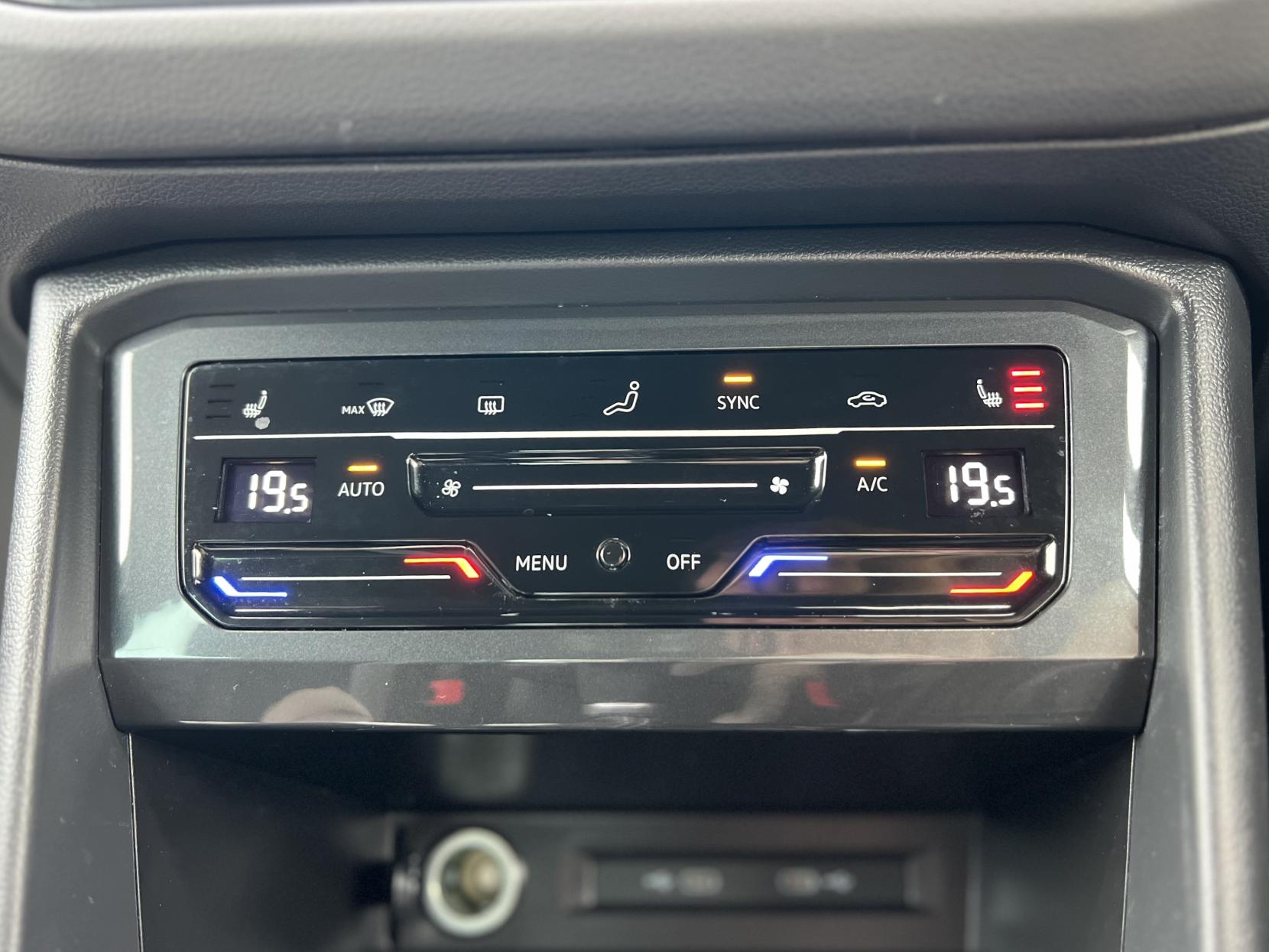 Volkswagen Tiguan 1.5 TSI R-Line SUV 5dr Petrol DSG Euro 6 (s/s) (150 ps)