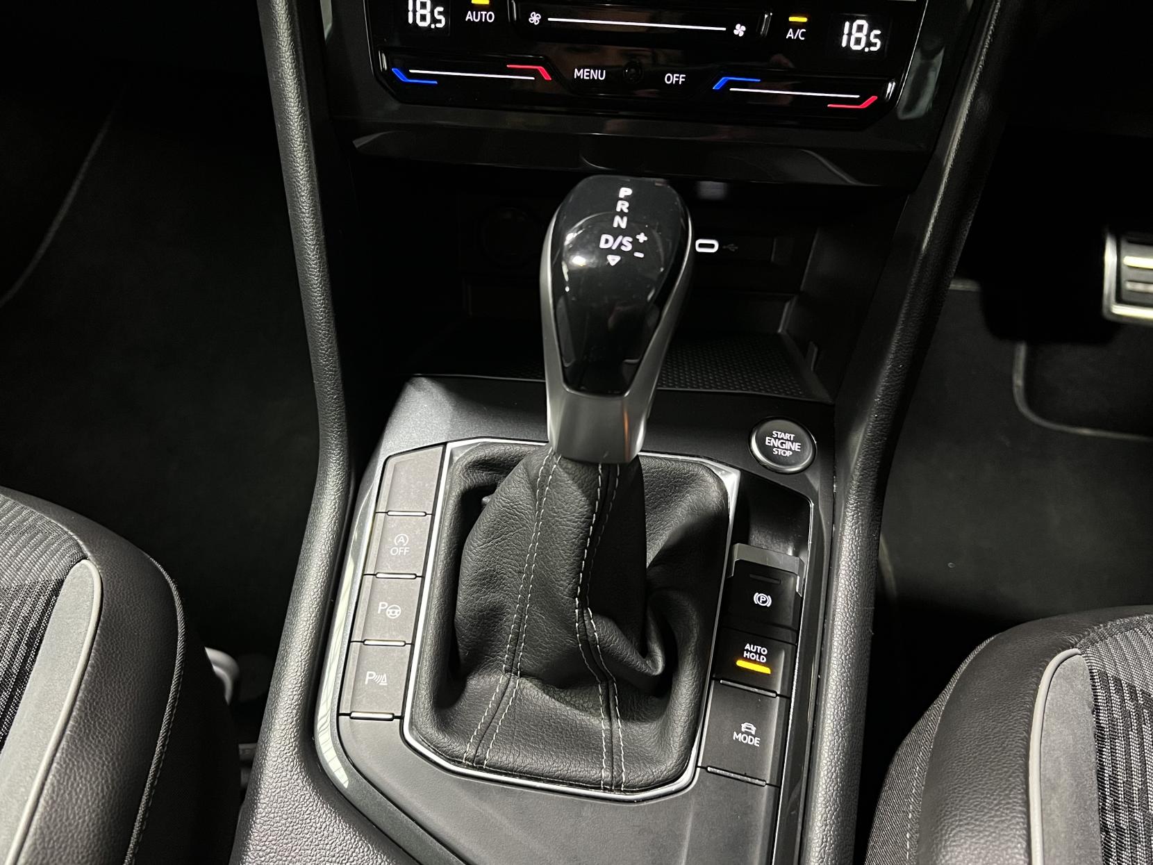 Volkswagen Tiguan 1.5 TSI R-Line SUV 5dr Petrol DSG Euro 6 (s/s) (150 ps)