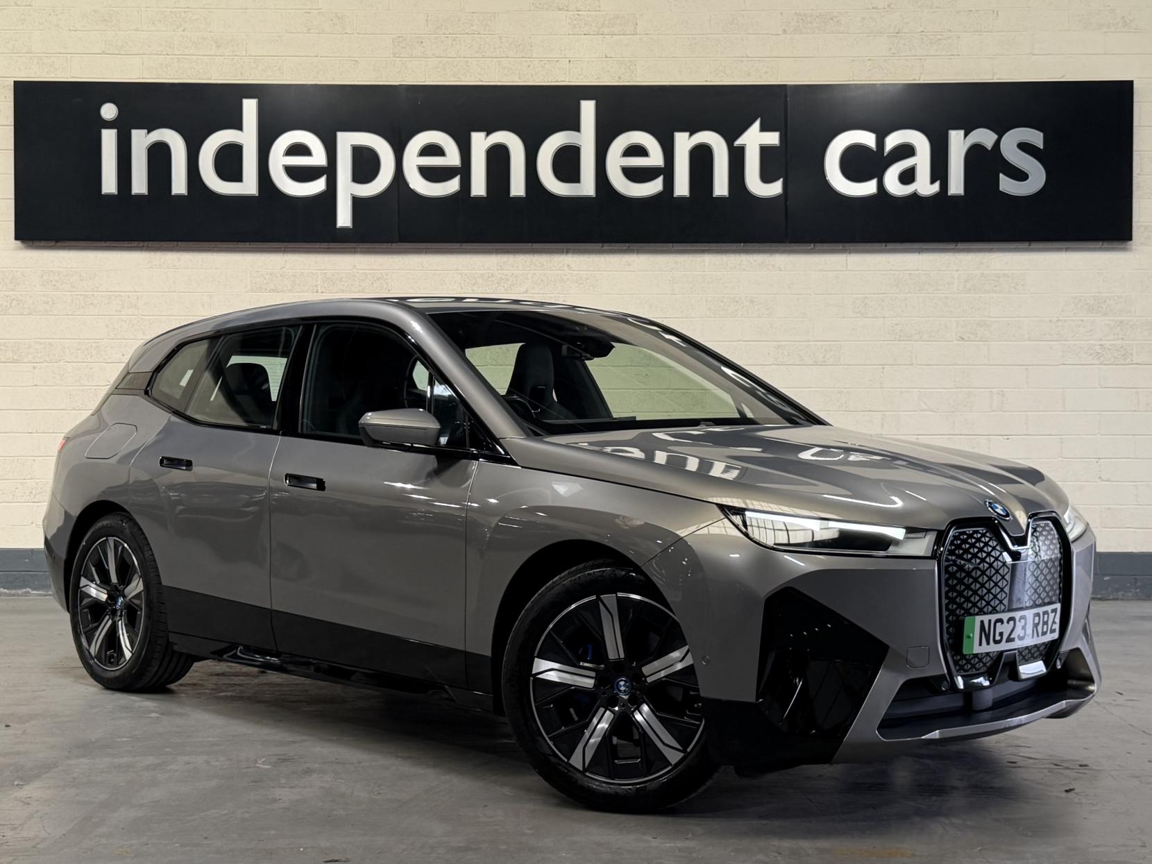 2023 BMW IX