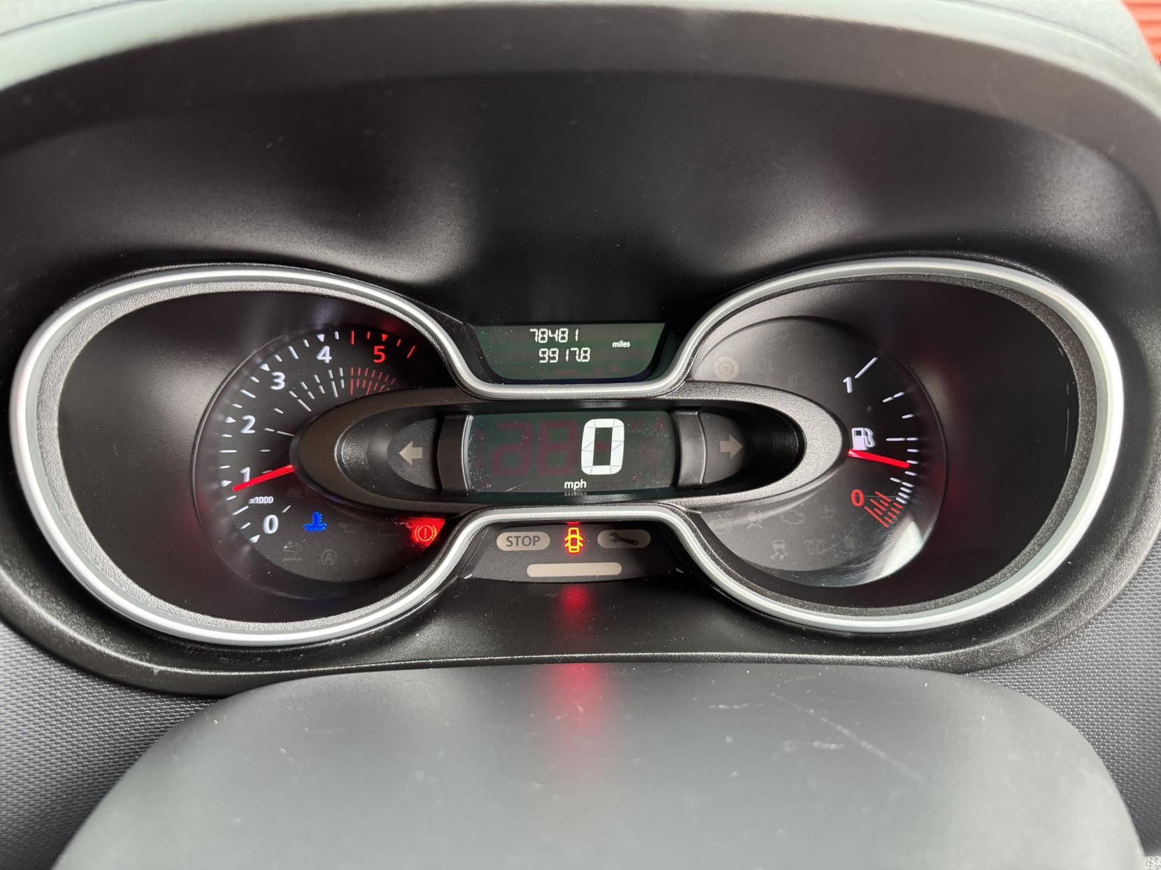 Renault Trafic 2.0 dCi ENERGY 30 Business Panel Van 5dr Diesel Manual LWB Standard Roof Euro 6 (s/s) (120 ps)