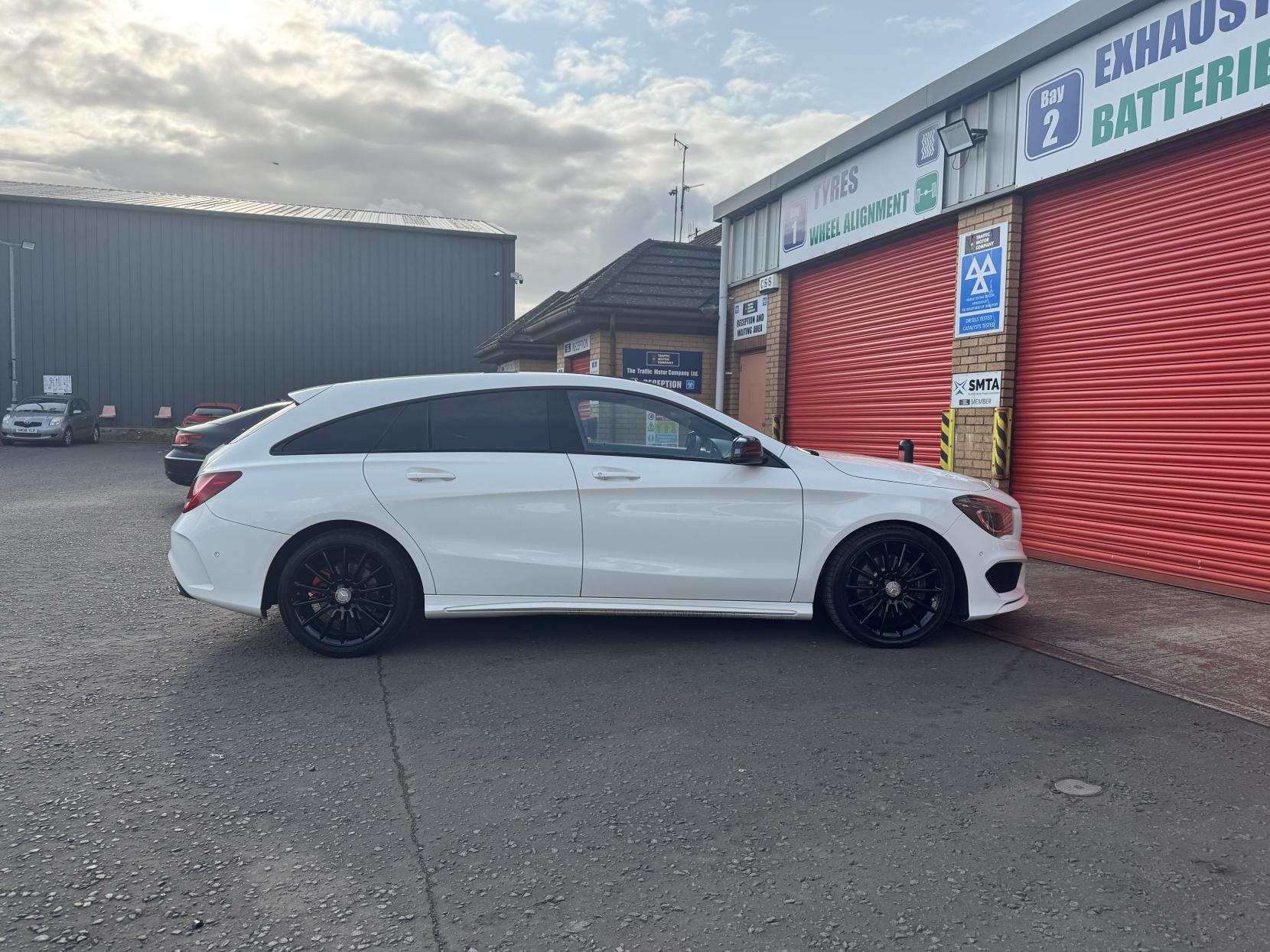 Mercedes-Benz CLA 2.1 CLA220d AMG Sport Shooting Brake 5dr Diesel 7G-DCT Euro 6 (s/s) (177 ps)