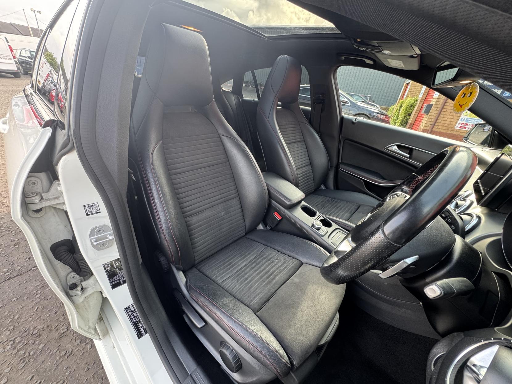 Mercedes-Benz CLA 2.1 CLA220d AMG Sport Shooting Brake 5dr Diesel 7G-DCT Euro 6 (s/s) (177 ps)
