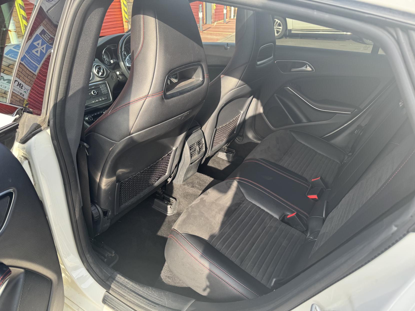 Mercedes-Benz CLA 2.1 CLA220d AMG Sport Shooting Brake 5dr Diesel 7G-DCT Euro 6 (s/s) (177 ps)