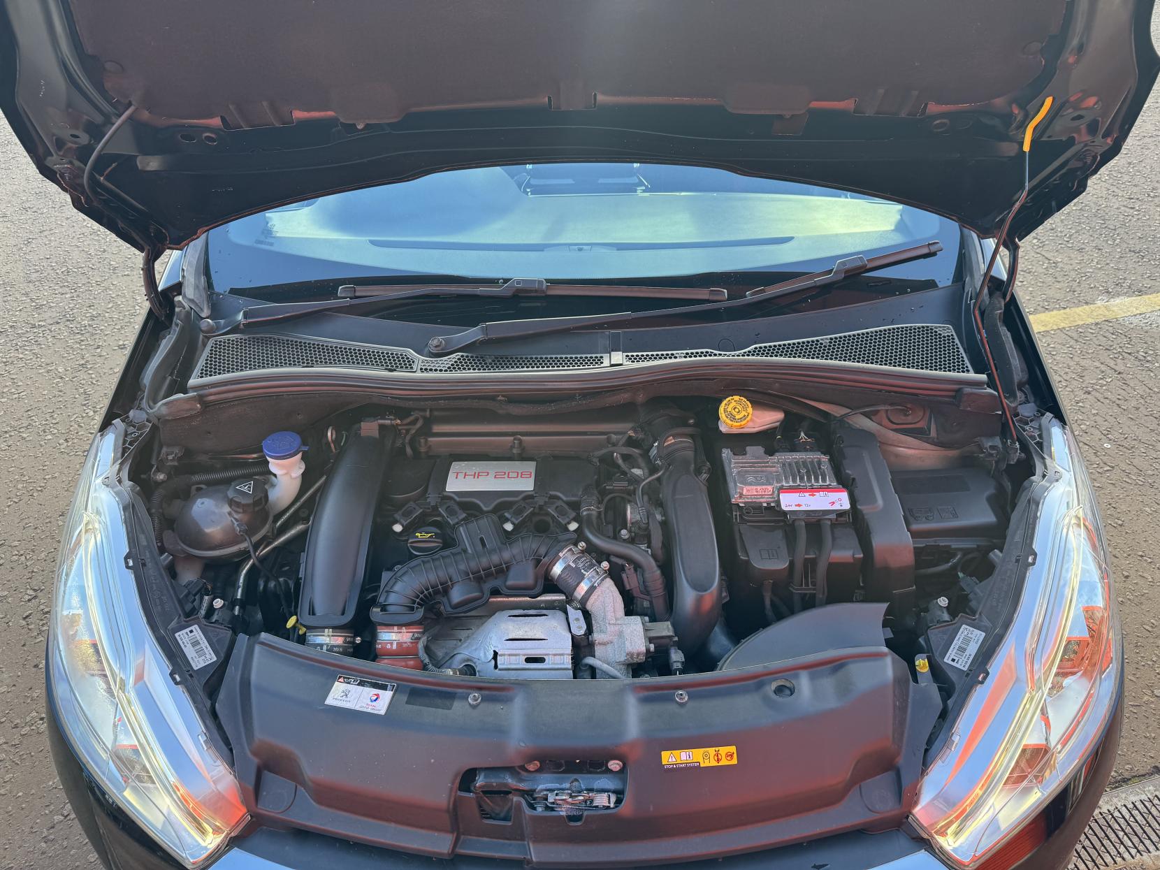 Peugeot 208 1.6 THP GTi Prestige Hatchback 3dr Petrol Manual Euro 6 (s/s) (208 ps)