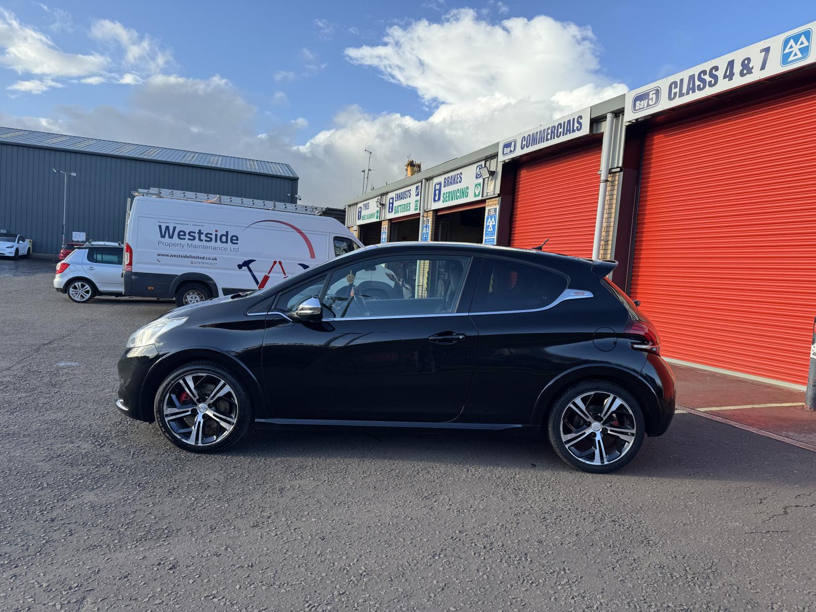 Peugeot 208 1.6 THP GTi Prestige Hatchback 3dr Petrol Manual Euro 6 (s/s) (208 ps)