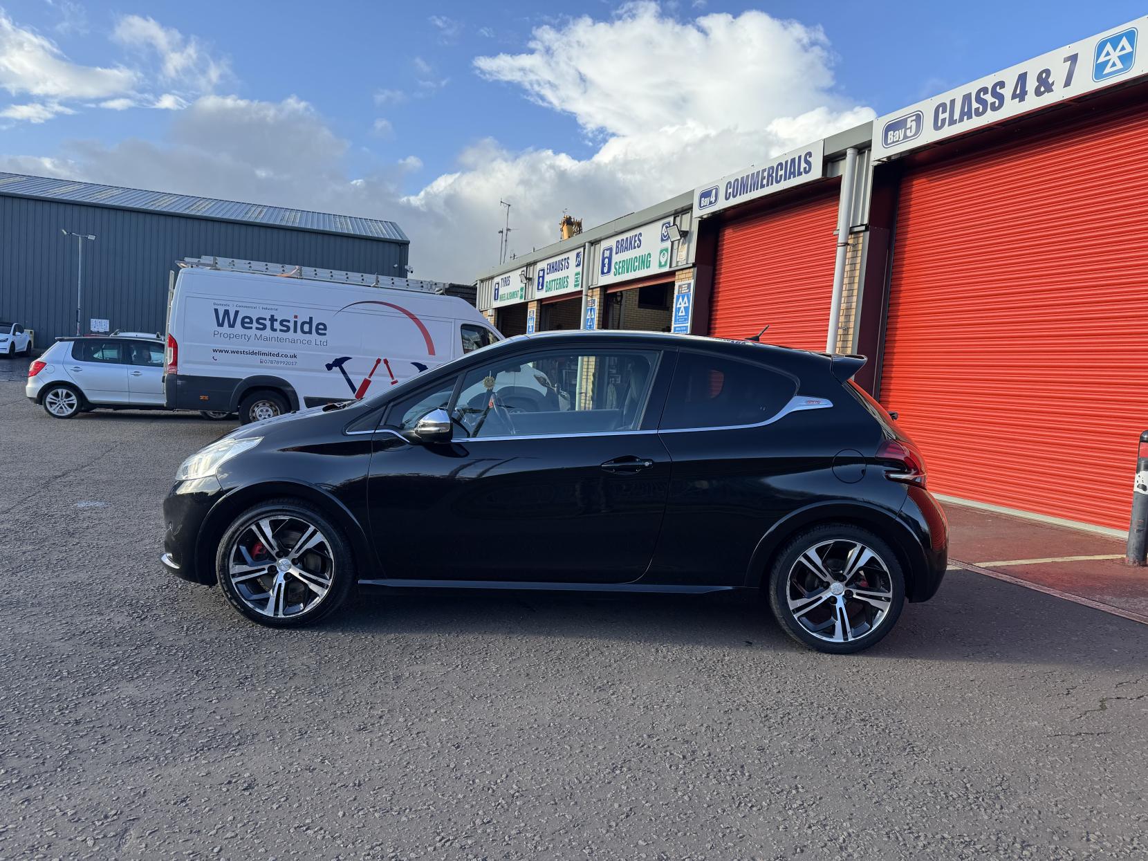 Peugeot 208 1.6 THP GTi Prestige Hatchback 3dr Petrol Manual Euro 6 (s/s) (208 ps)