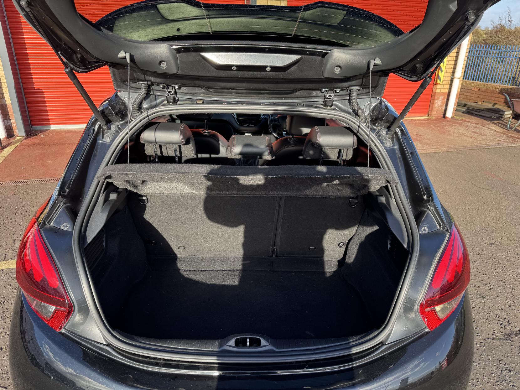 Peugeot 208 1.6 THP GTi Prestige Hatchback 3dr Petrol Manual Euro 6 (s/s) (208 ps)