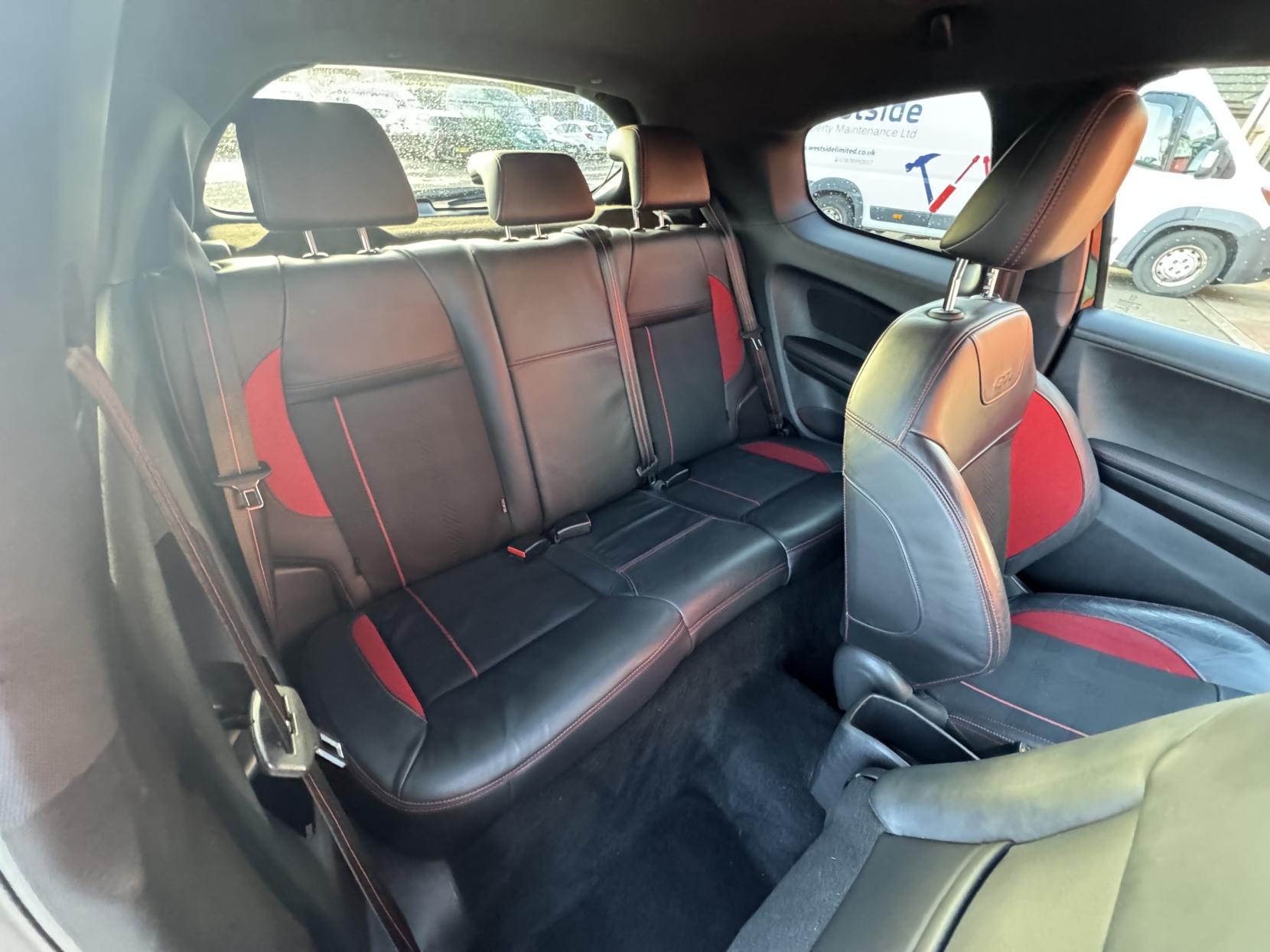 Peugeot 208 1.6 THP GTi Prestige Hatchback 3dr Petrol Manual Euro 6 (s/s) (208 ps)