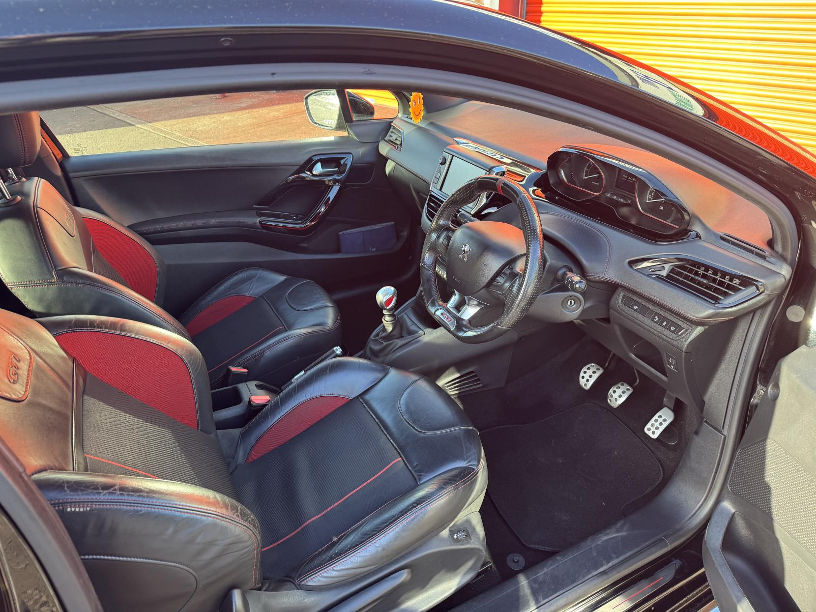 Peugeot 208 1.6 THP GTi Prestige Hatchback 3dr Petrol Manual Euro 6 (s/s) (208 ps)